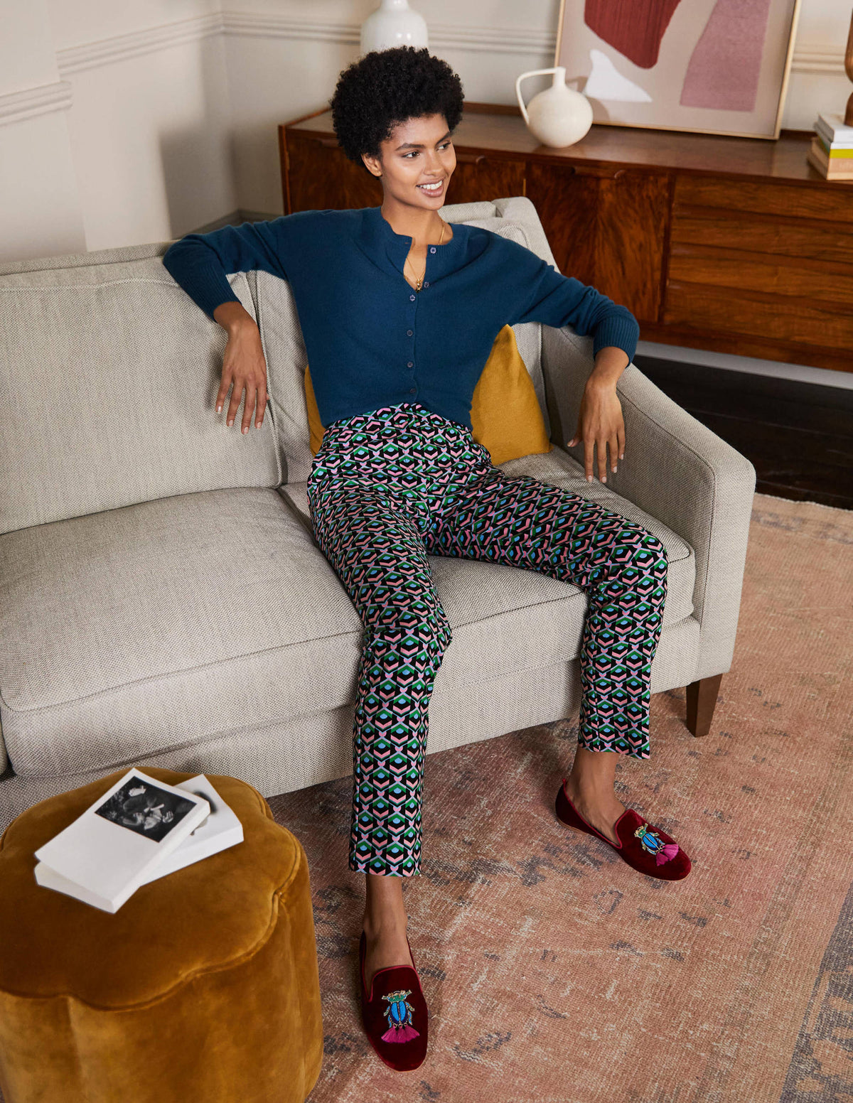 Richmond 7/8 Trouser-Black, Geometric Tile - Image 4