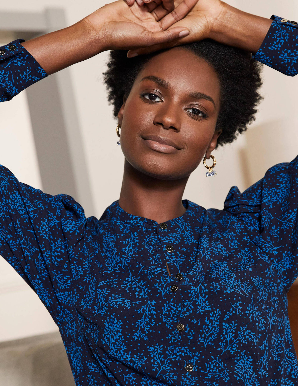 Puff Sleeve Shirt-Navy/ Blue Leafy Sprig - Image 1