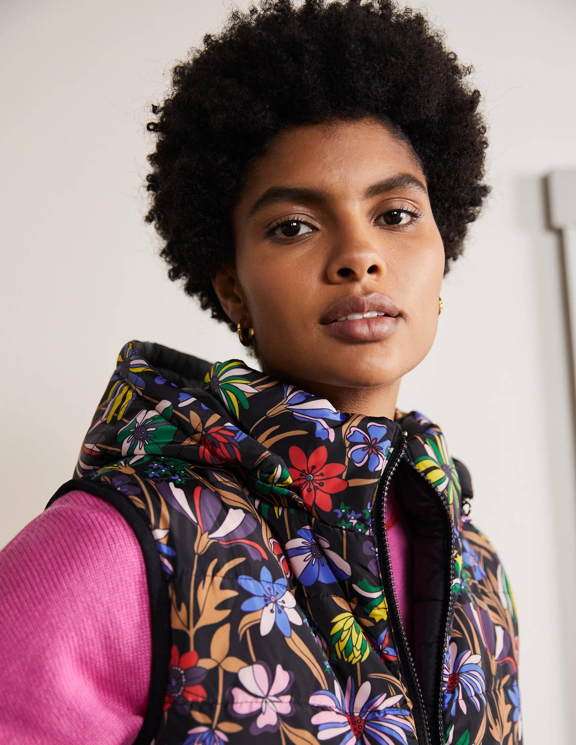 Reversible Lightweight Gilet-Black, Wild Dandelion-1