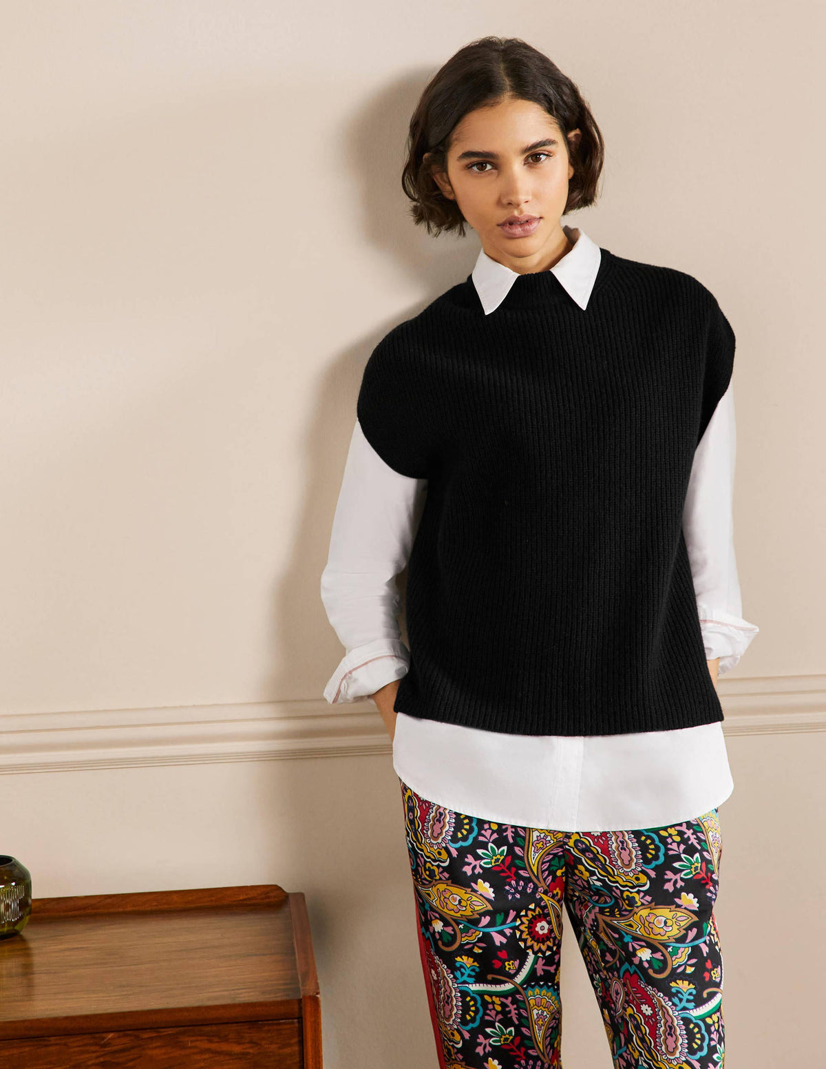 Relaxed Rib Sleeveless Jumper-Black-1
