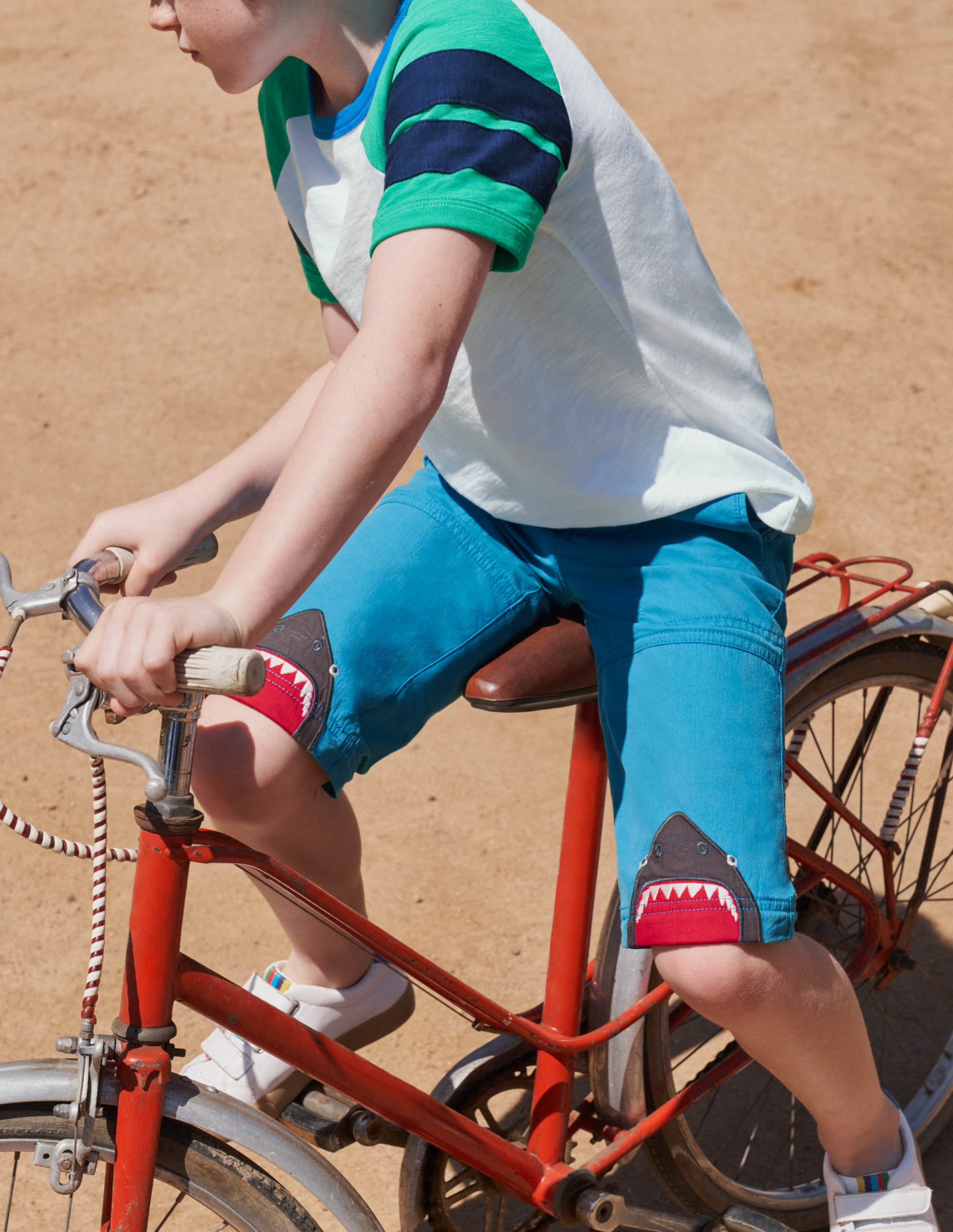 Colourblock Raglan T-shirt-Ivory/Green Pepper - Image 5
