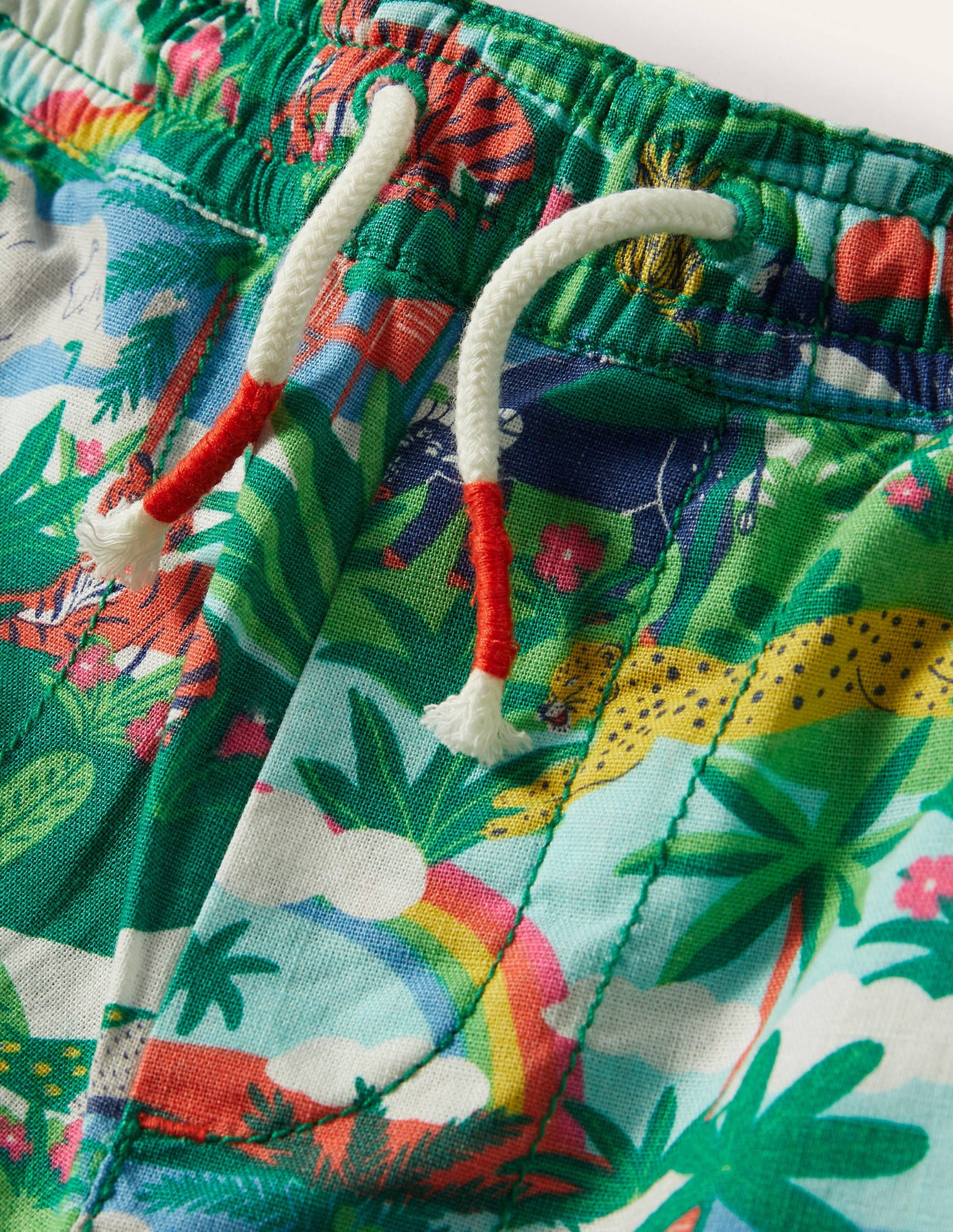 Pull-on Drawstring Shorts-Jungle Scene-3