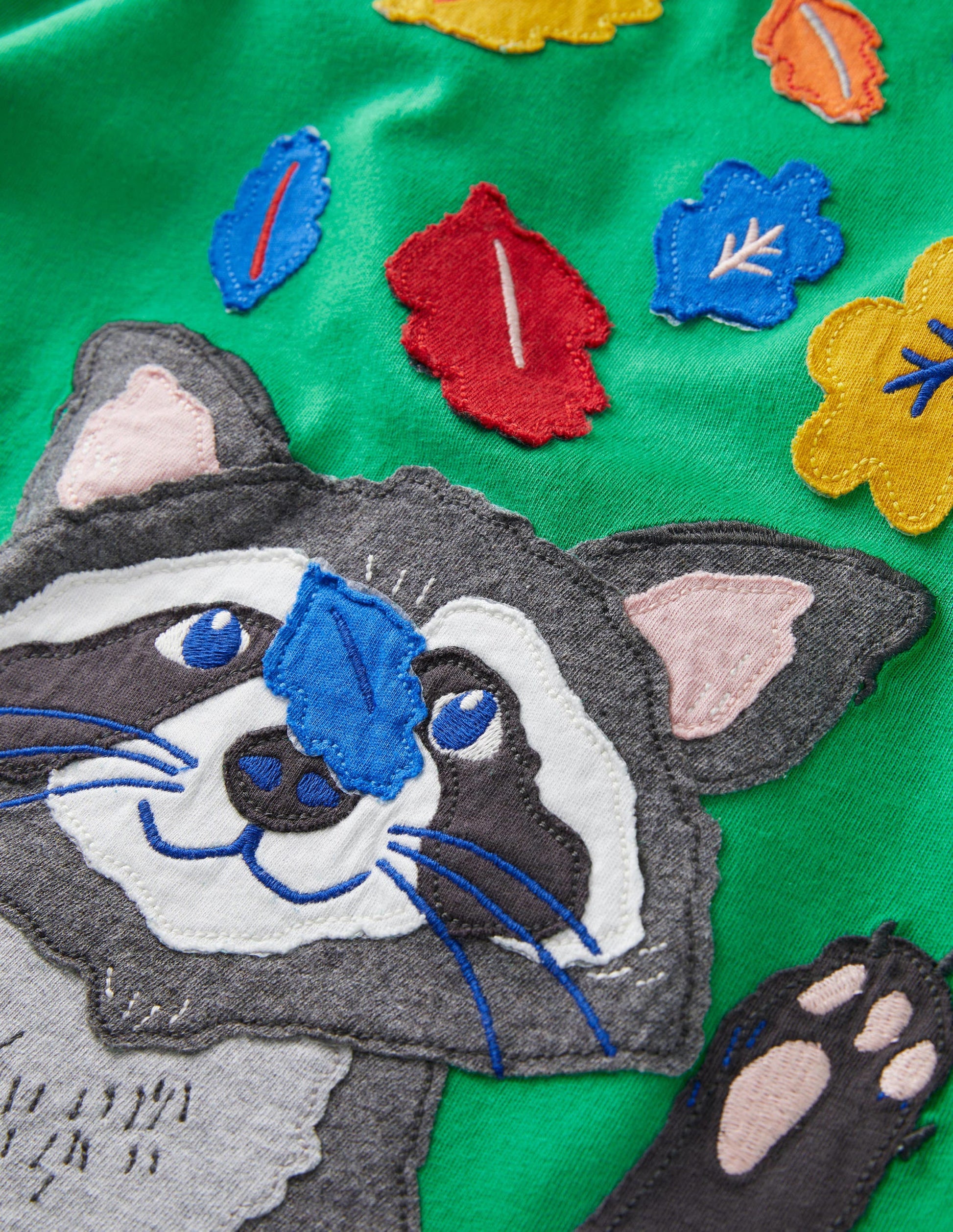 Front & Back Appliqué T-shirt-Highland Green Racoon-3