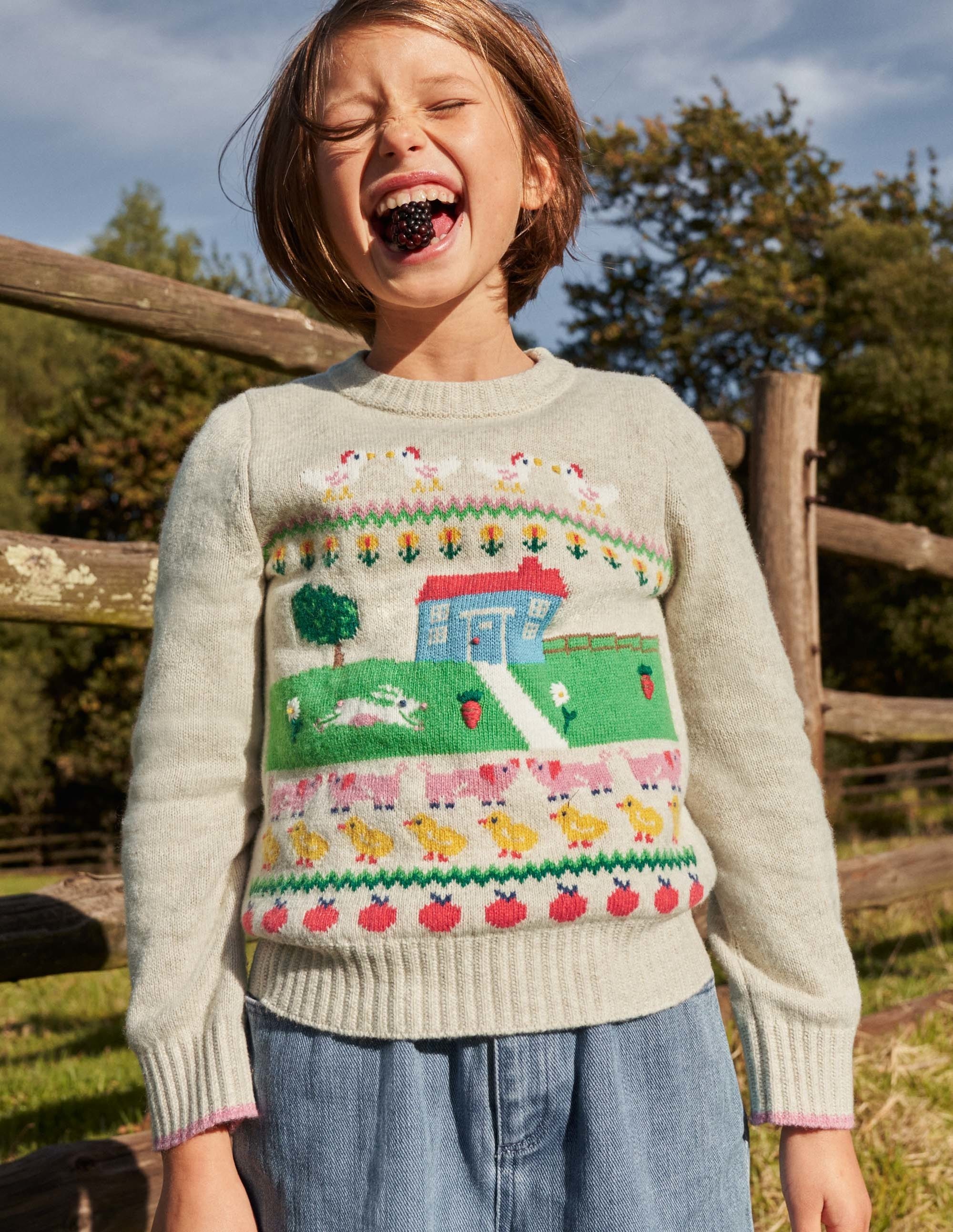 Farm House Jumper-Oatmeal Marl House Scene - Image 4