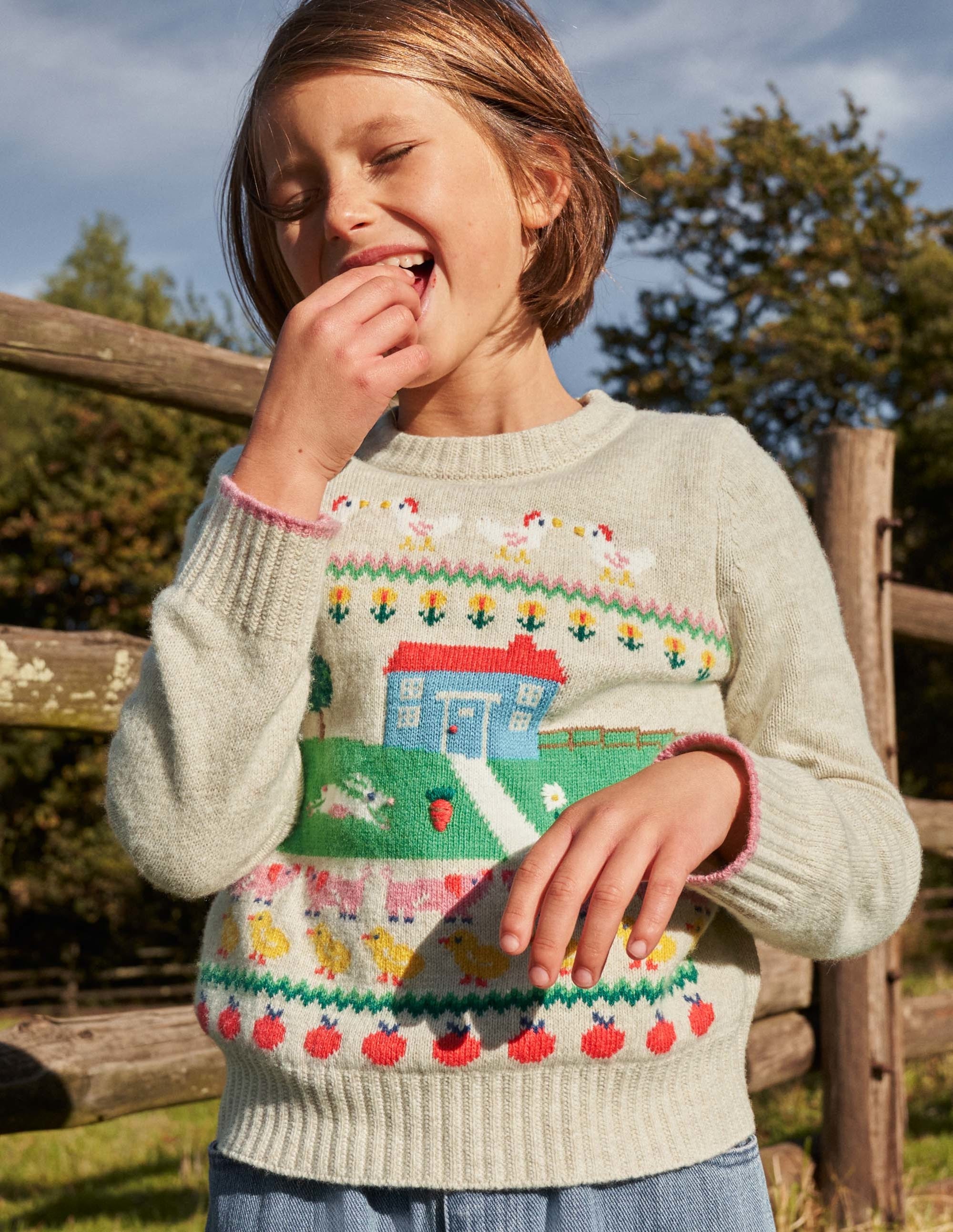 Farm House Jumper-Oatmeal Marl House Scene - Image 6