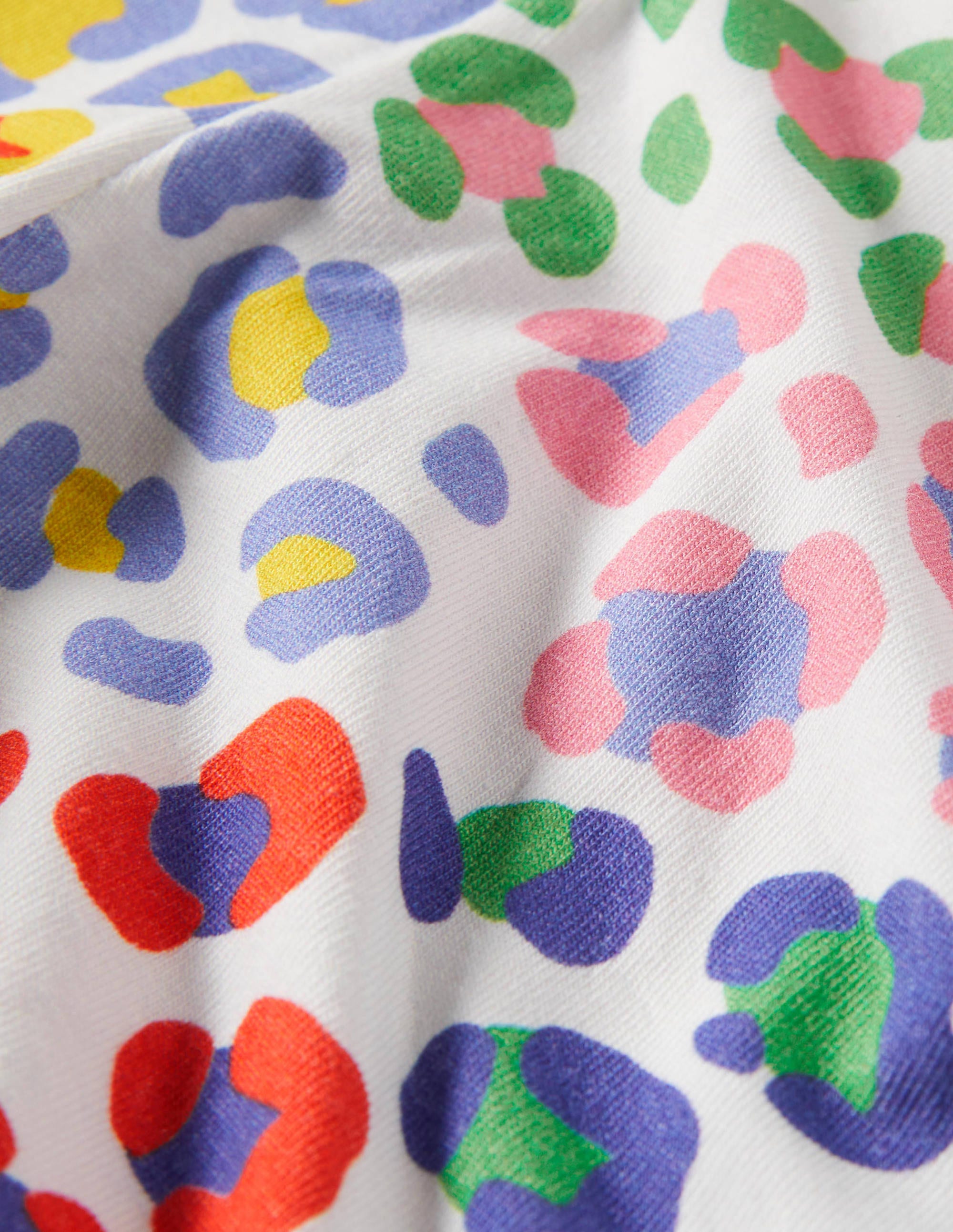 Fun Cropped Leggings-Multi Leopard Print - Image 3