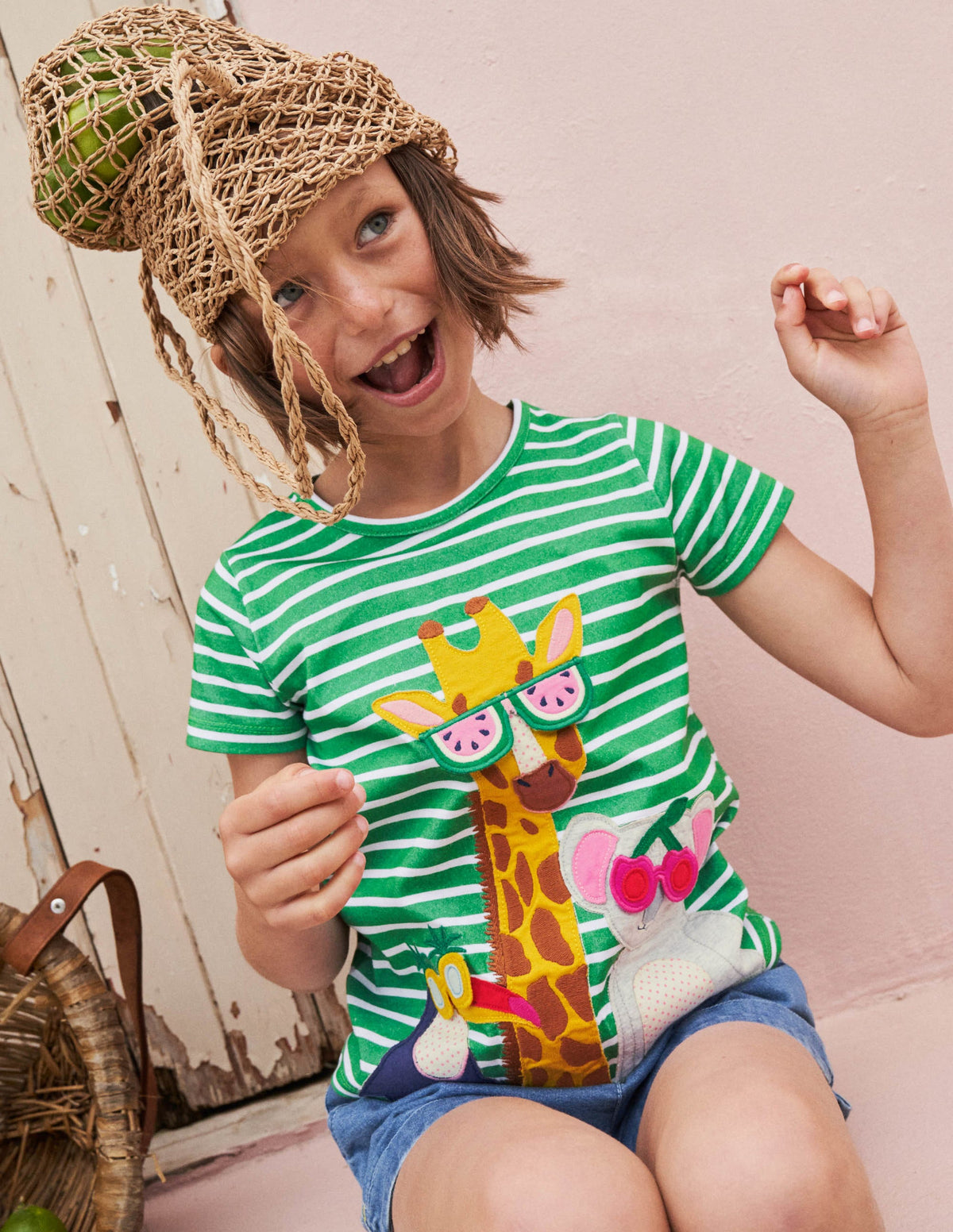Lift-the-flap T-shirt-Tropical Green/ Ivory Giraffe - Image 4