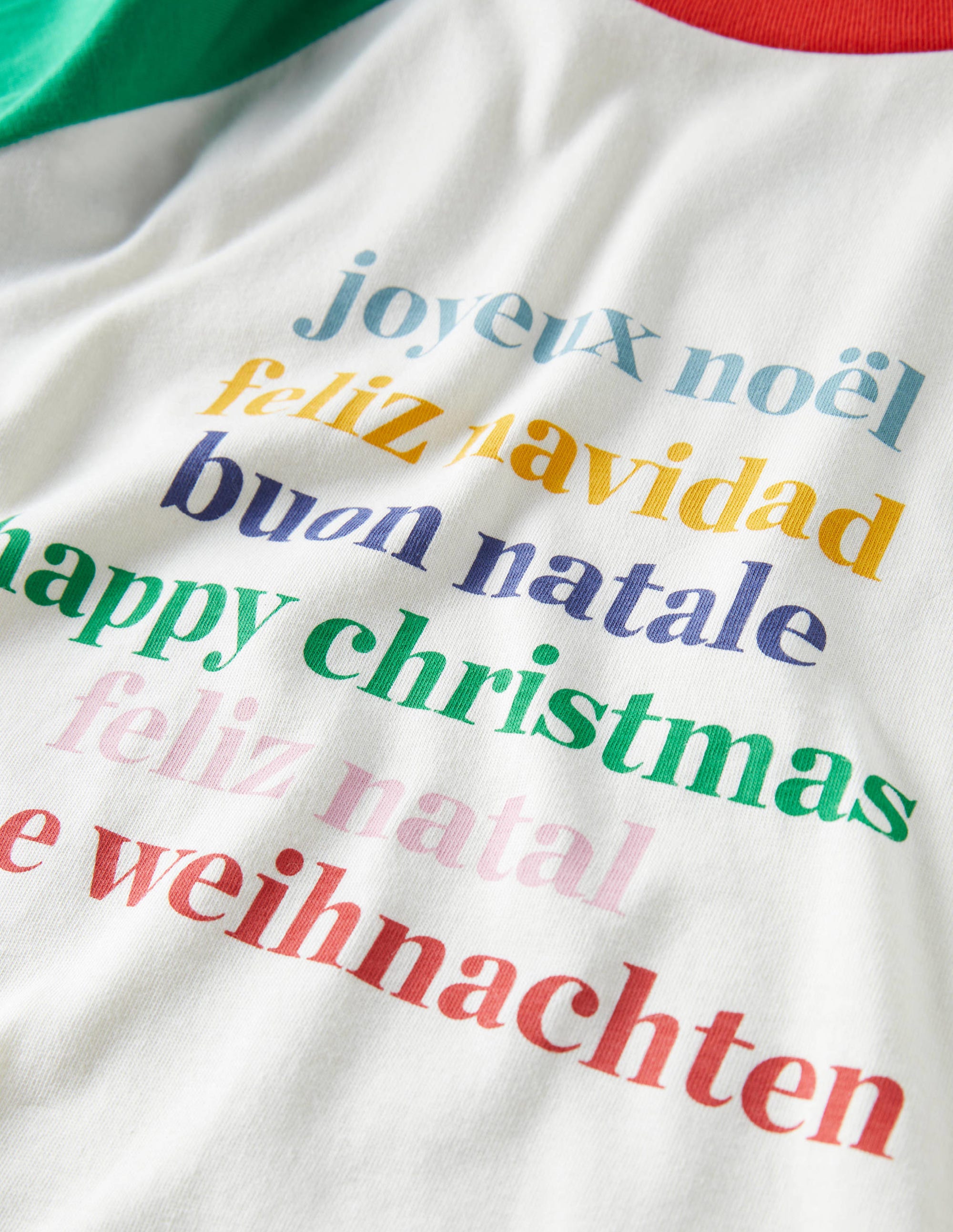 Raglan Festive Printed T-shirt-Ivory/Highland Green - Image 3