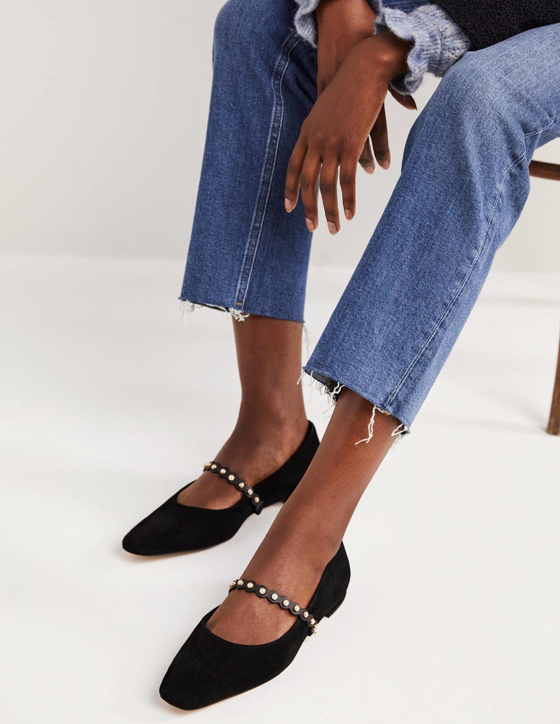 Pearl Strap Ballerina Flats-Black-1