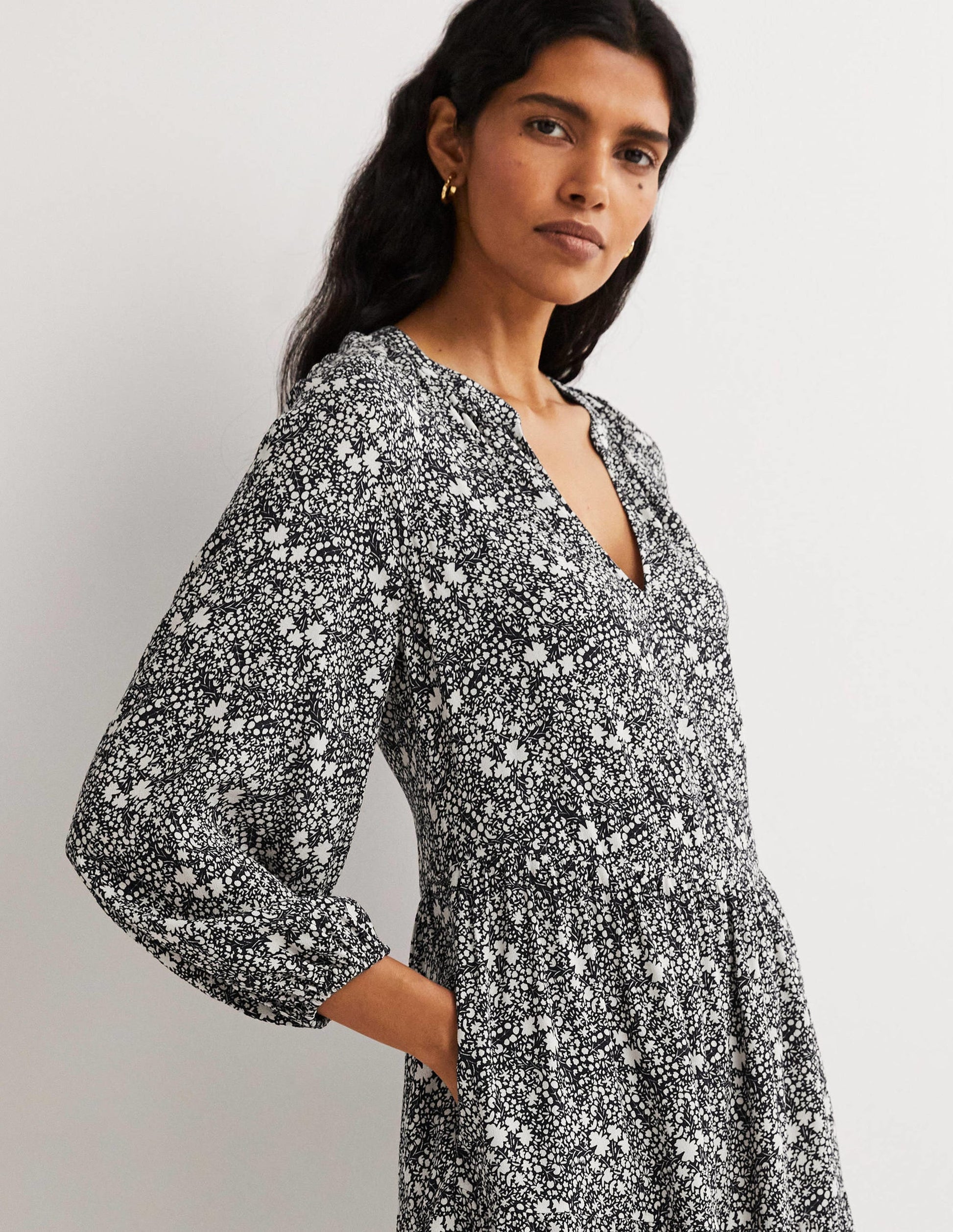 Notch Neck Tiered Dress-Navy, Abstract Ditsy-2