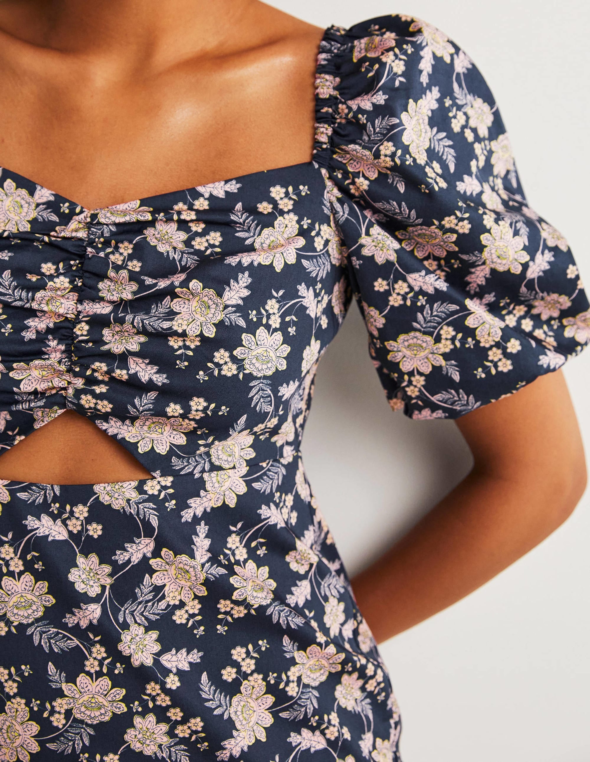 Cut Out Detail Mini Dress-Navy, Chintz Bloom - Image 2