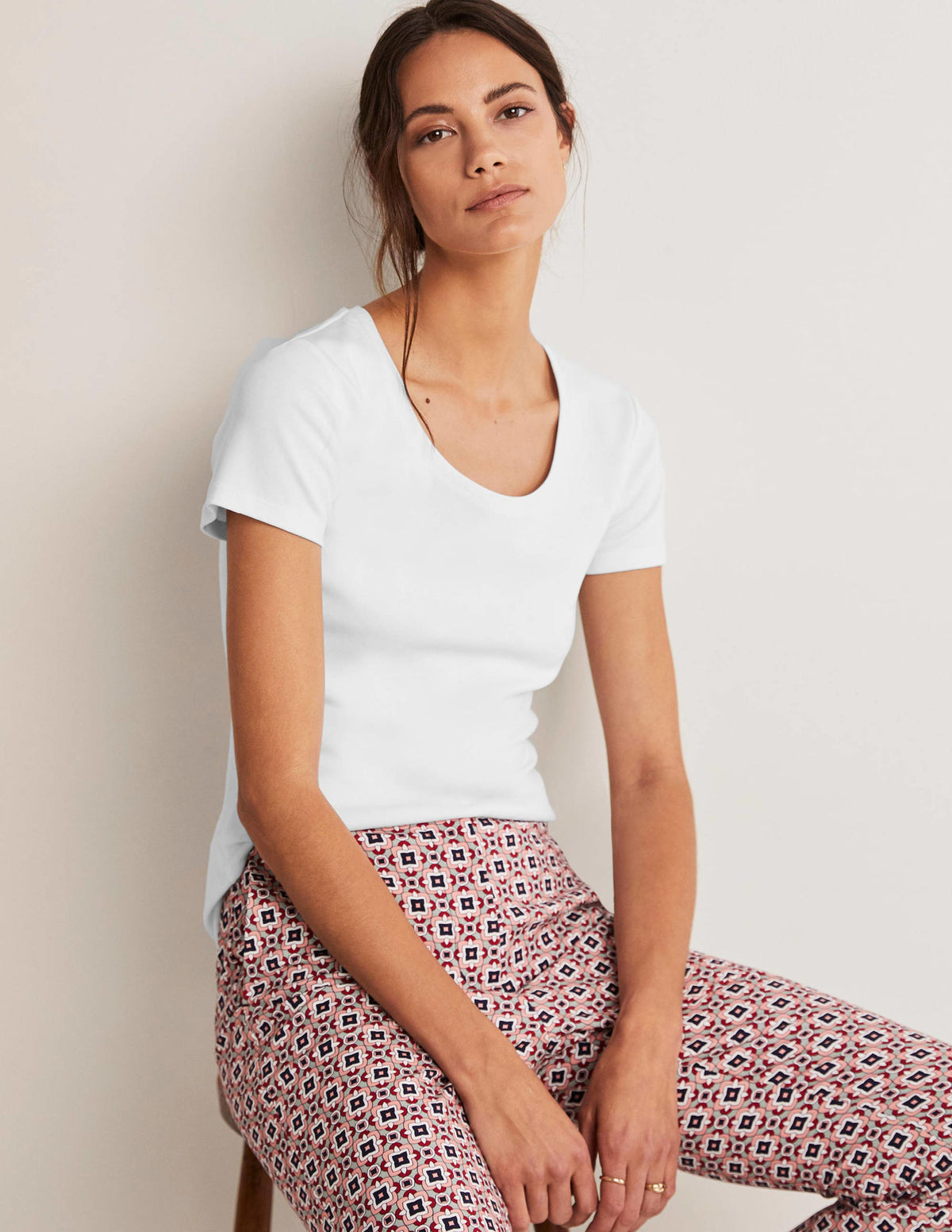 Essential Short Sleeve T-Shirt-White - Image 1