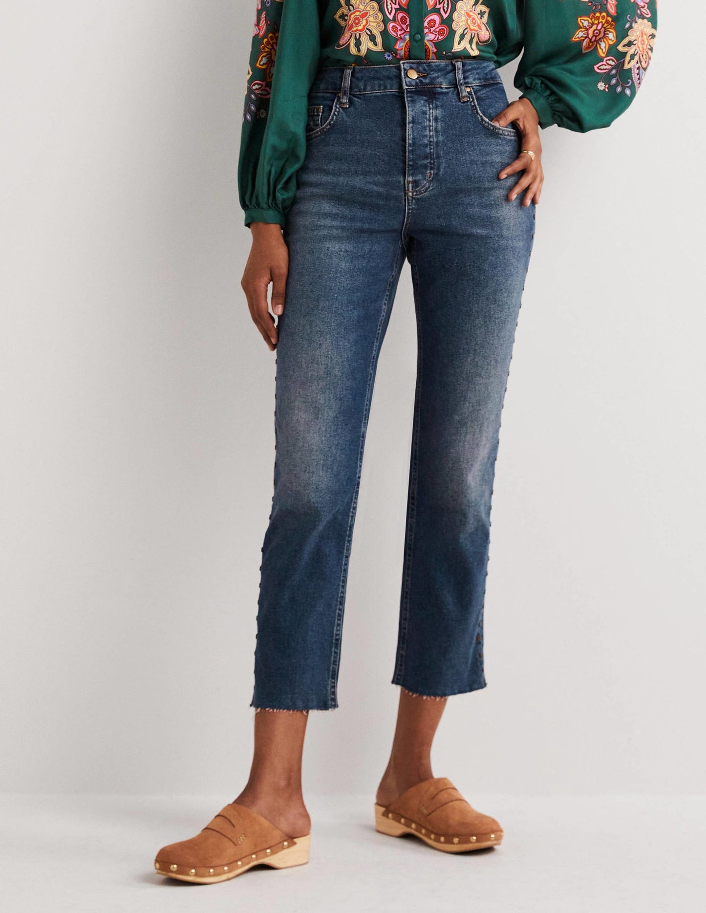 Relaxed Straight Studded Jeans-Mid Vintage, Stud