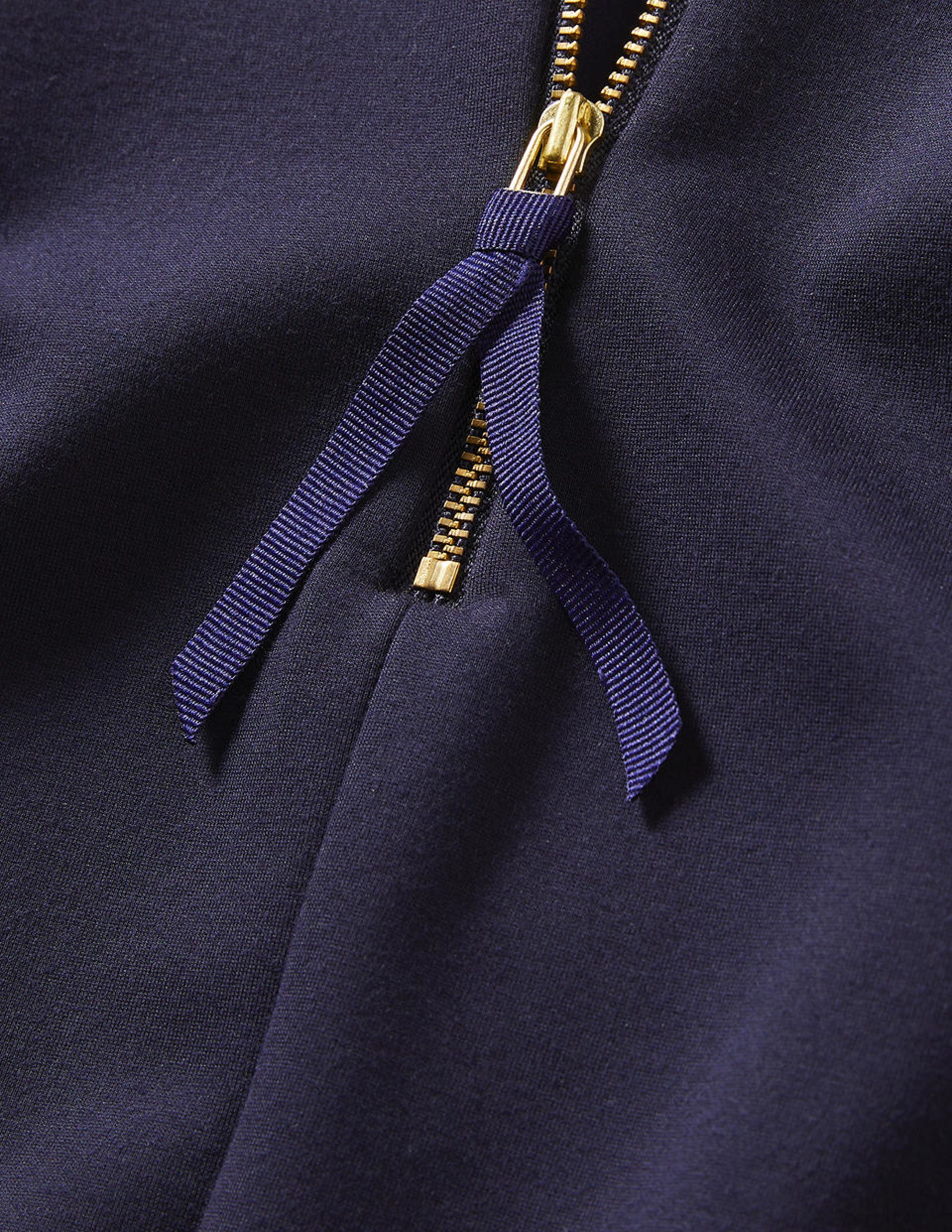 Hampshire Ponte Skirt-Navy - Image 5