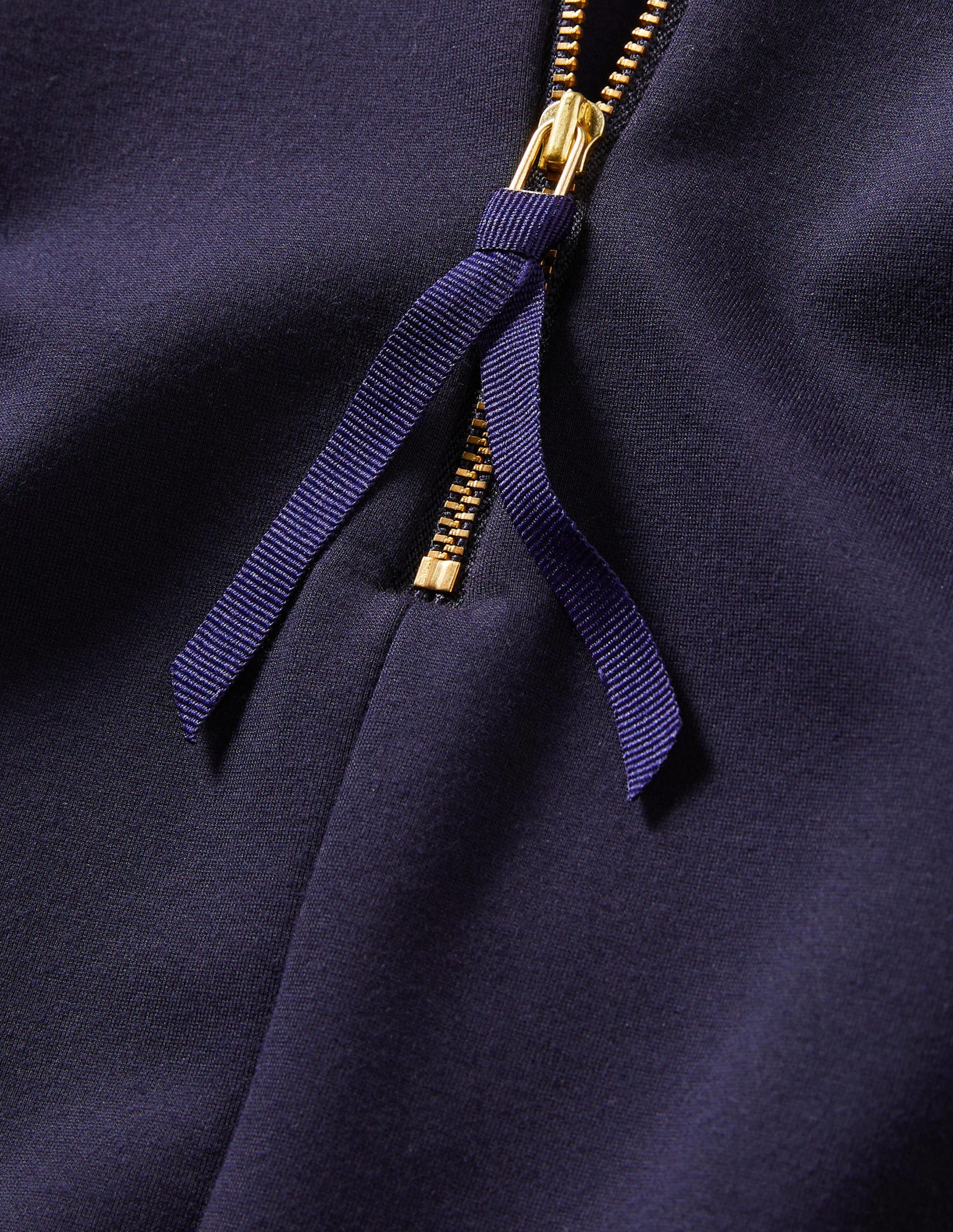 Hampshire Ponte Skirt-Navy - Image 8