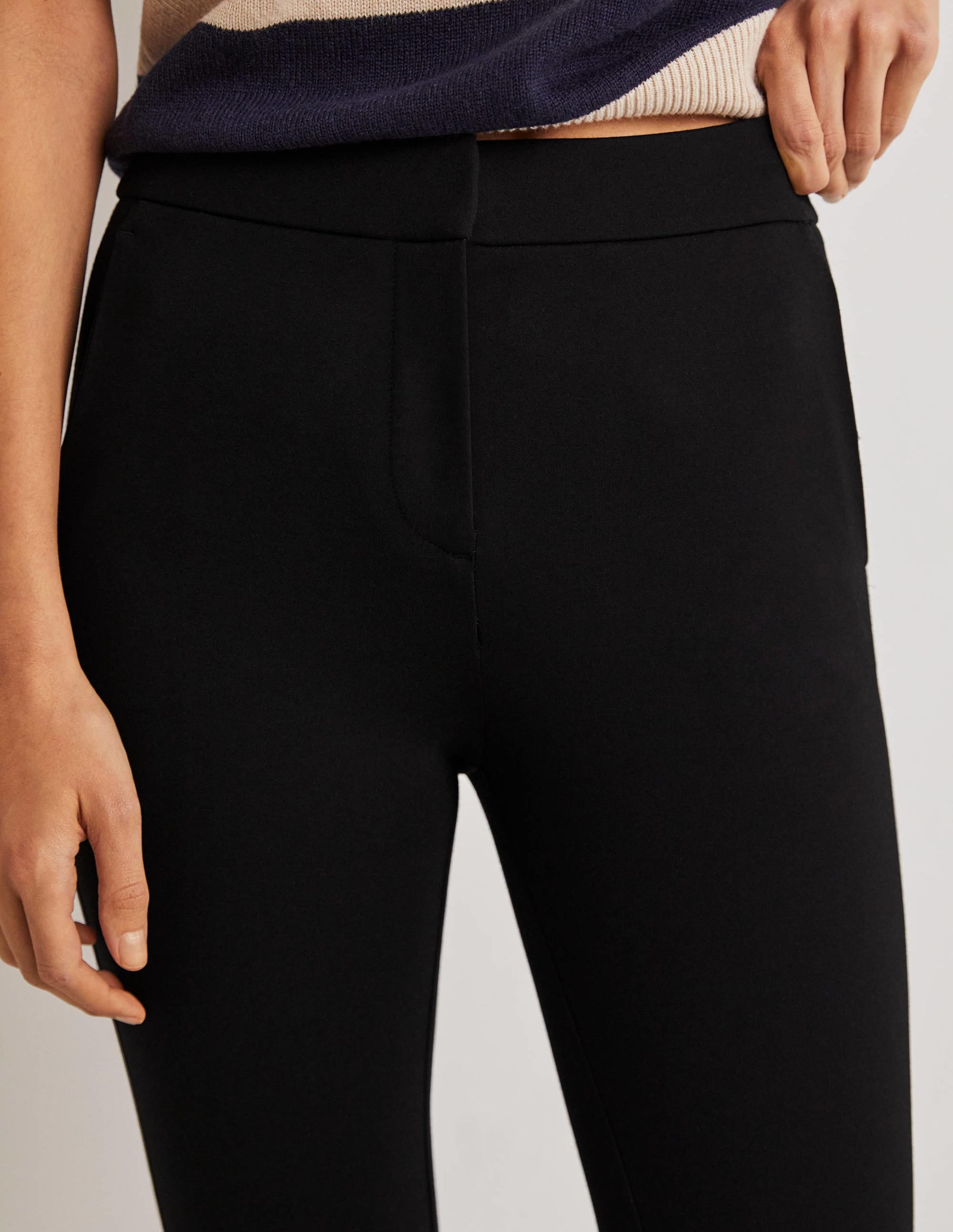 Hampshire 7/8 Ponte Trousers-BLACK - Image 5