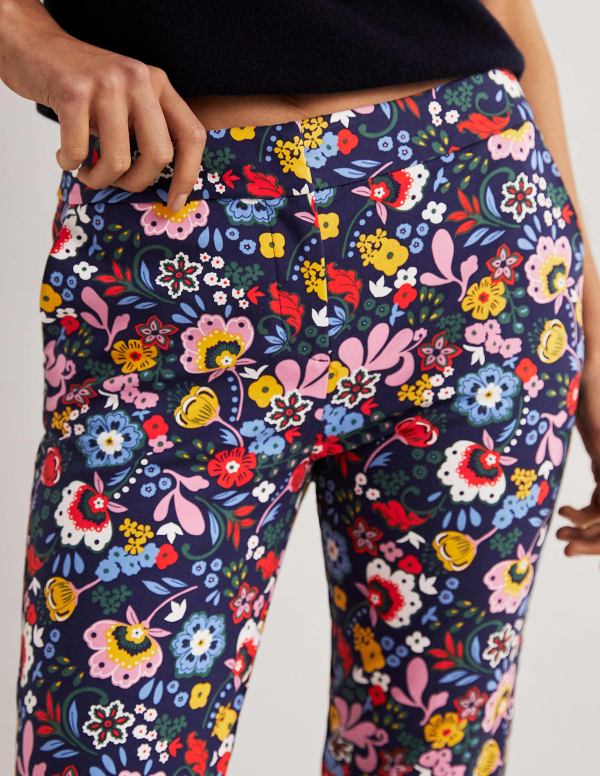 Richmond 7/8 Trouser-Navy, Pretty Paradise-2