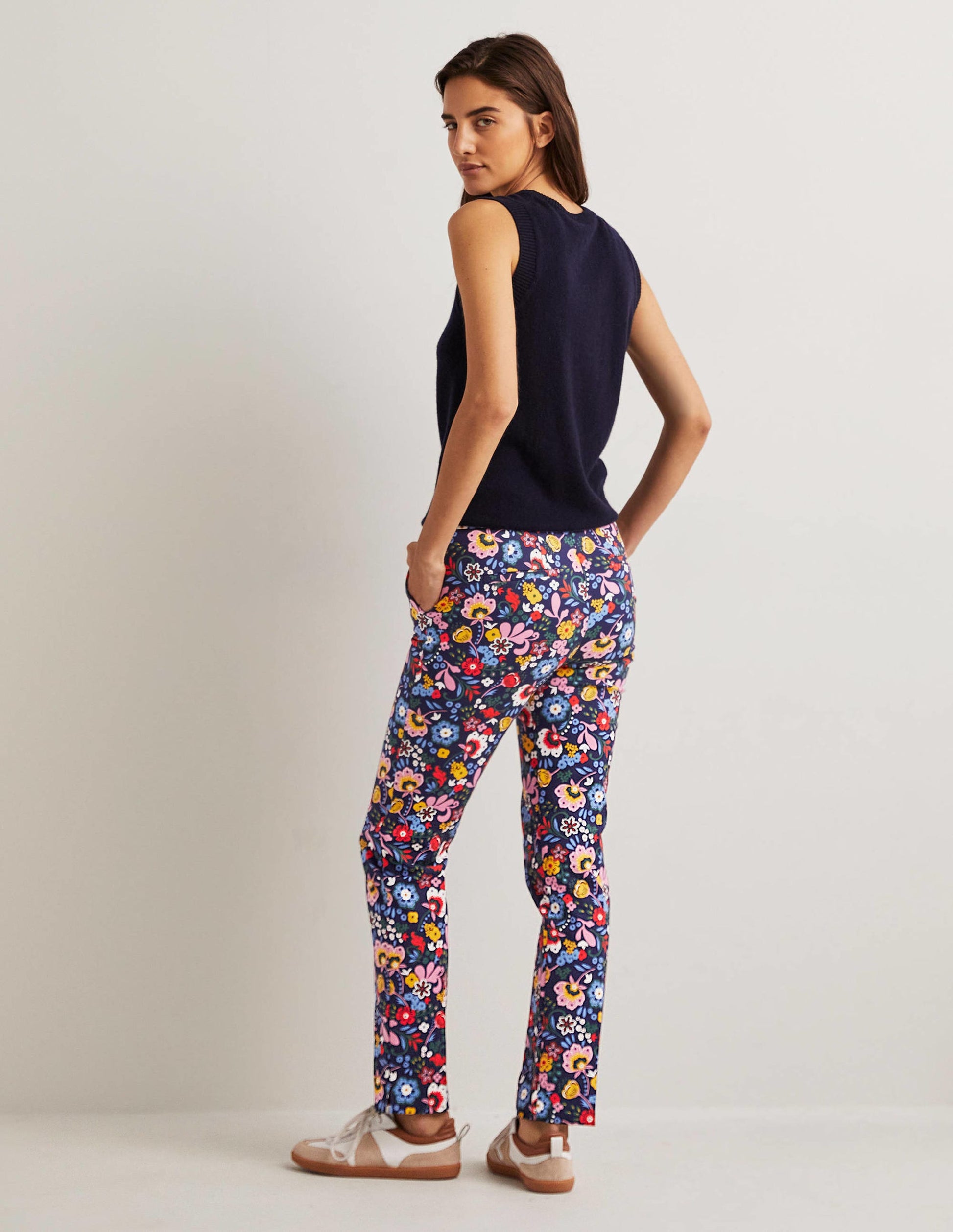 Richmond 7/8 Trouser-Navy, Pretty Paradise-3