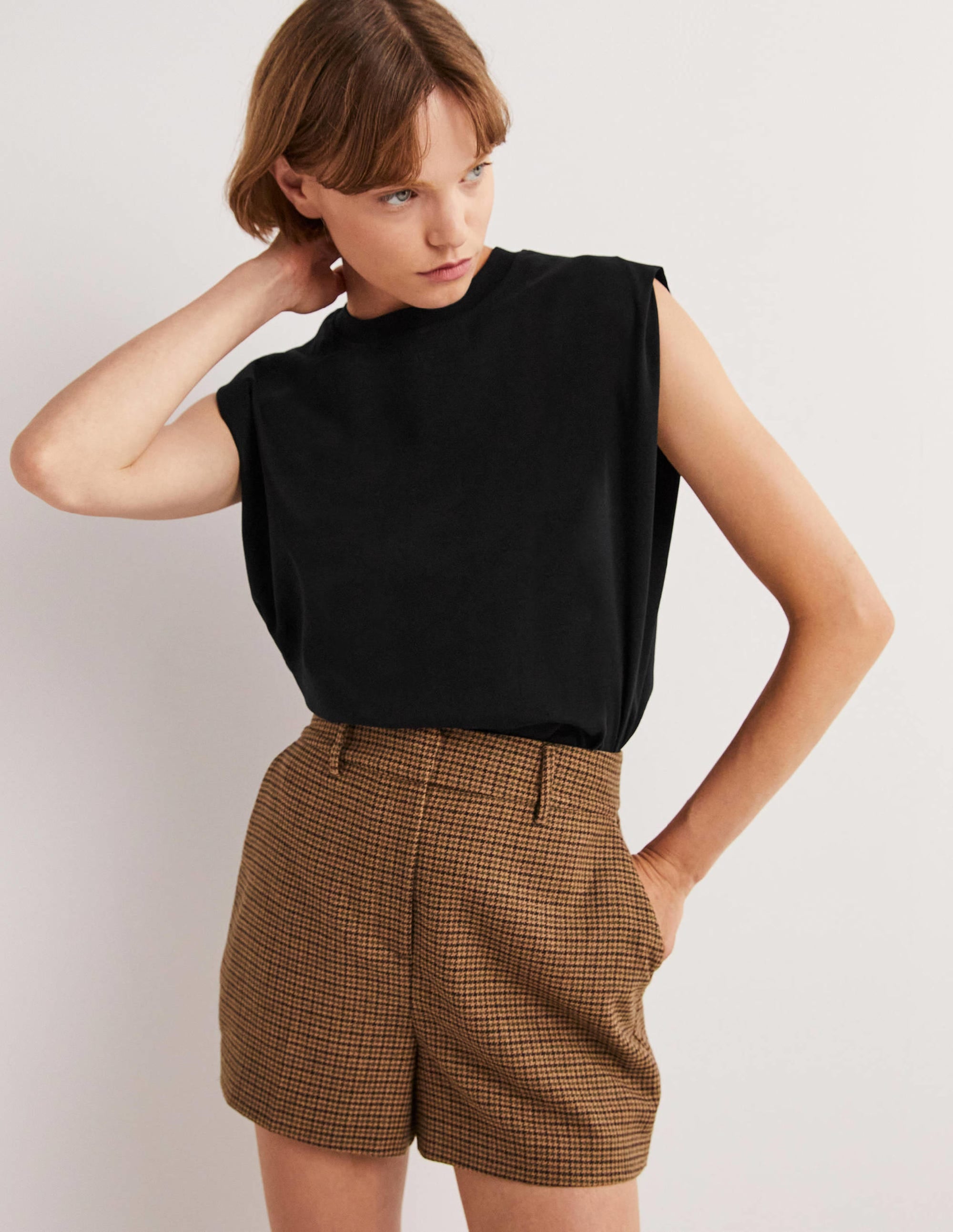 Perfect Cotton Sleeveless Top-Black - Image 1