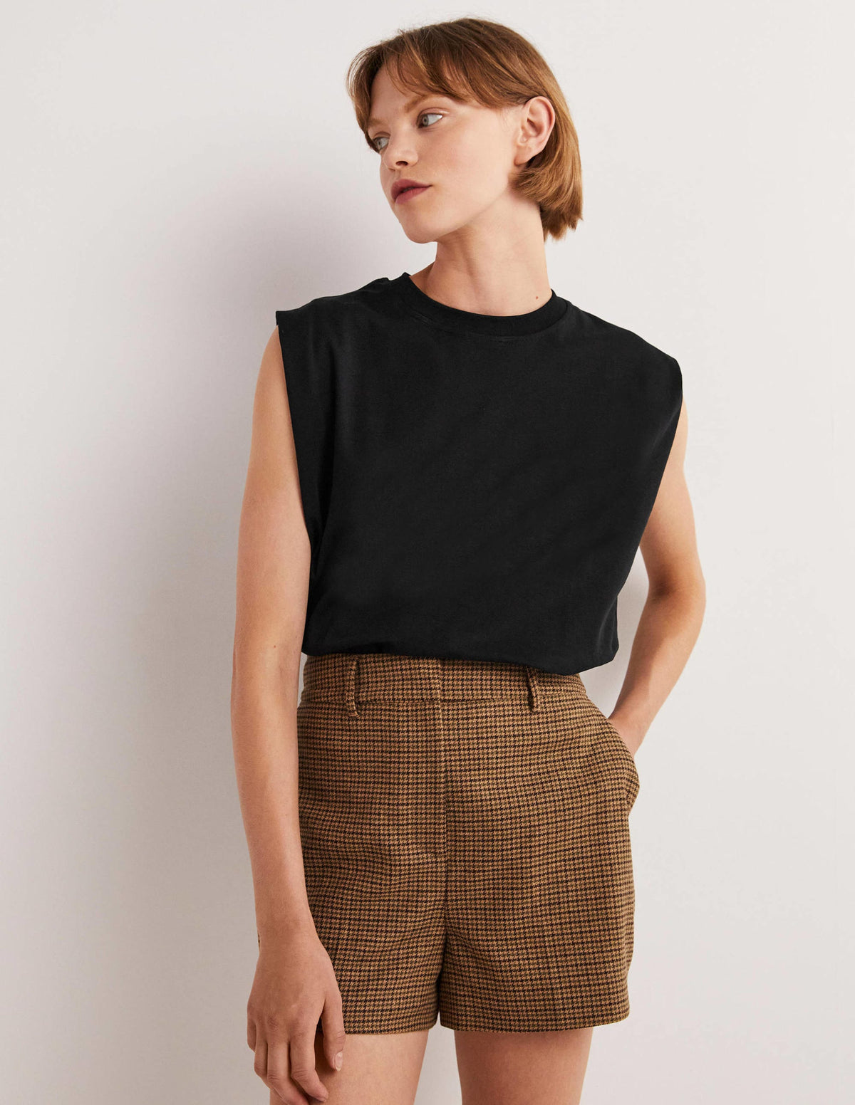 Perfect Cotton Sleeveless Top-Black - Image 5