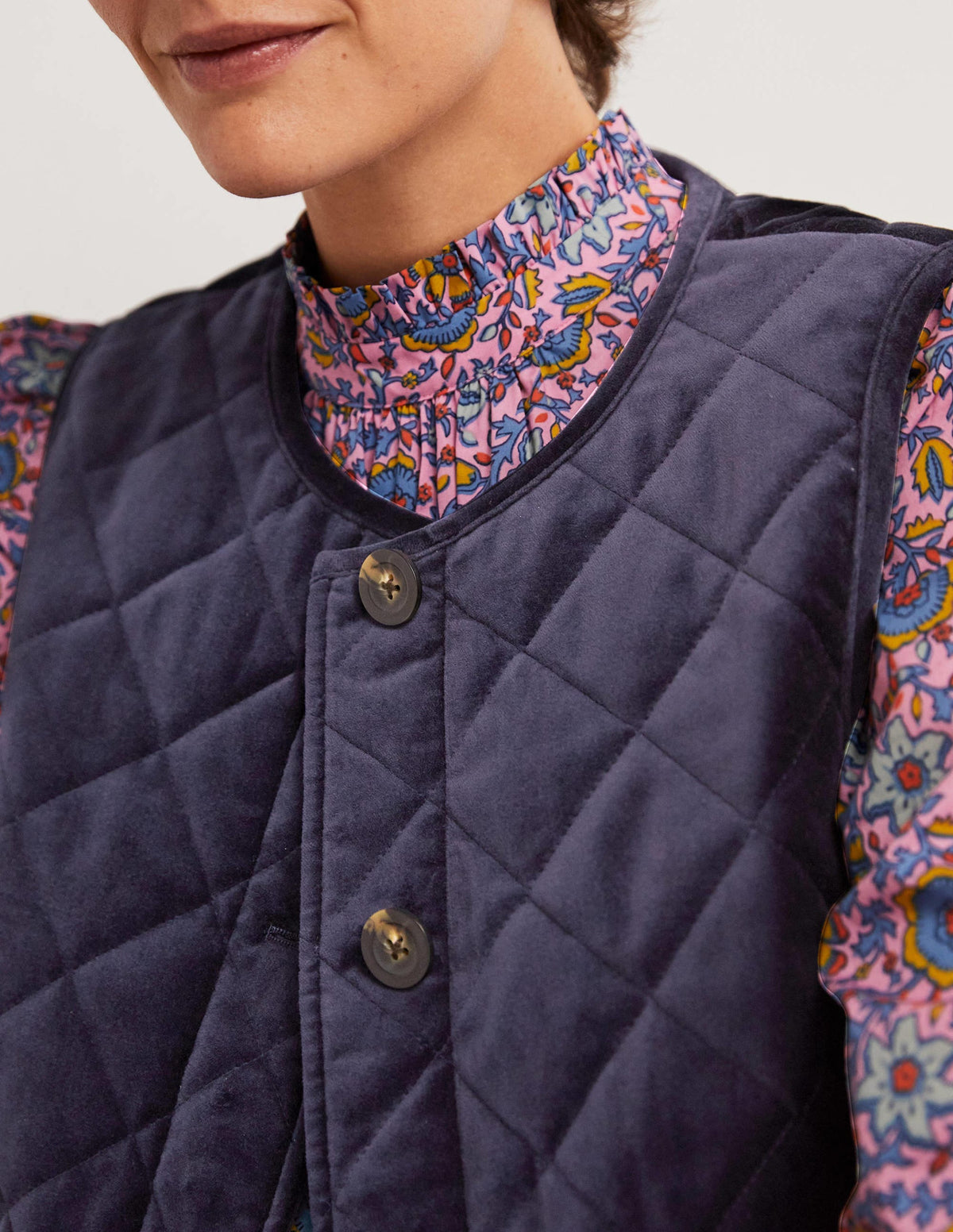Quilted Vest-Navy - Image 2