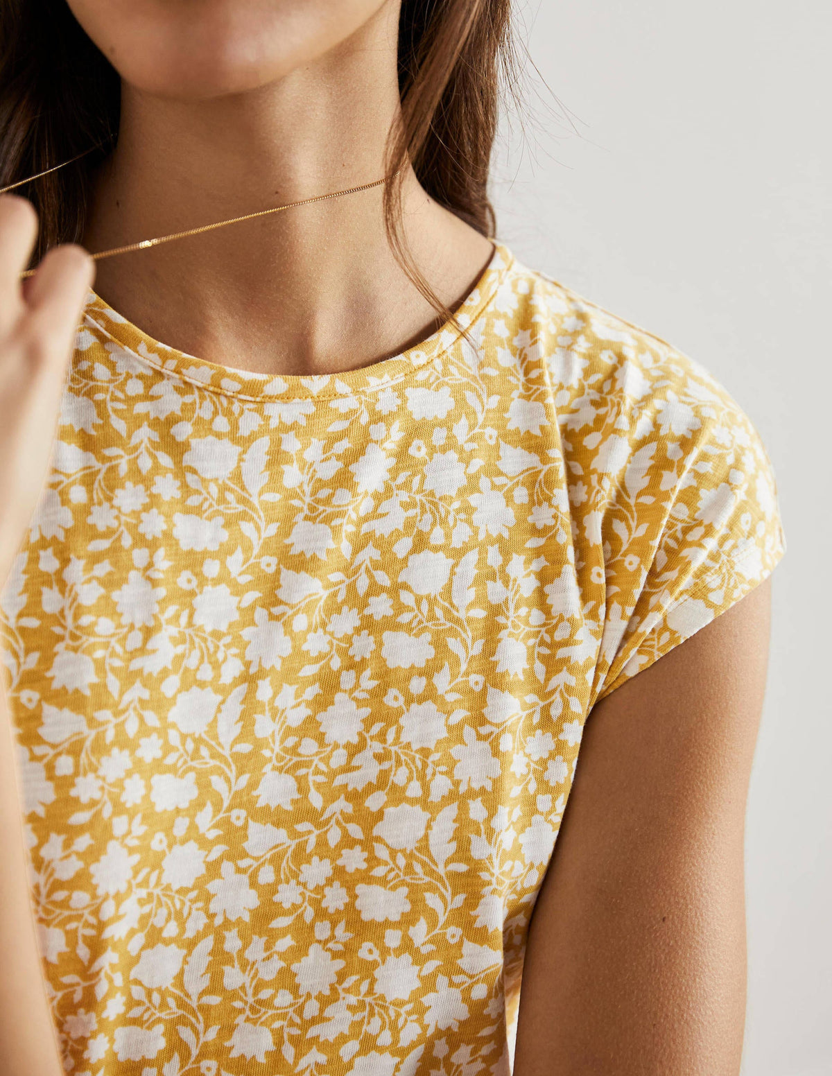 Easy T-Shirt Midi Dress-Butter Botanic Silhouette - Image 2