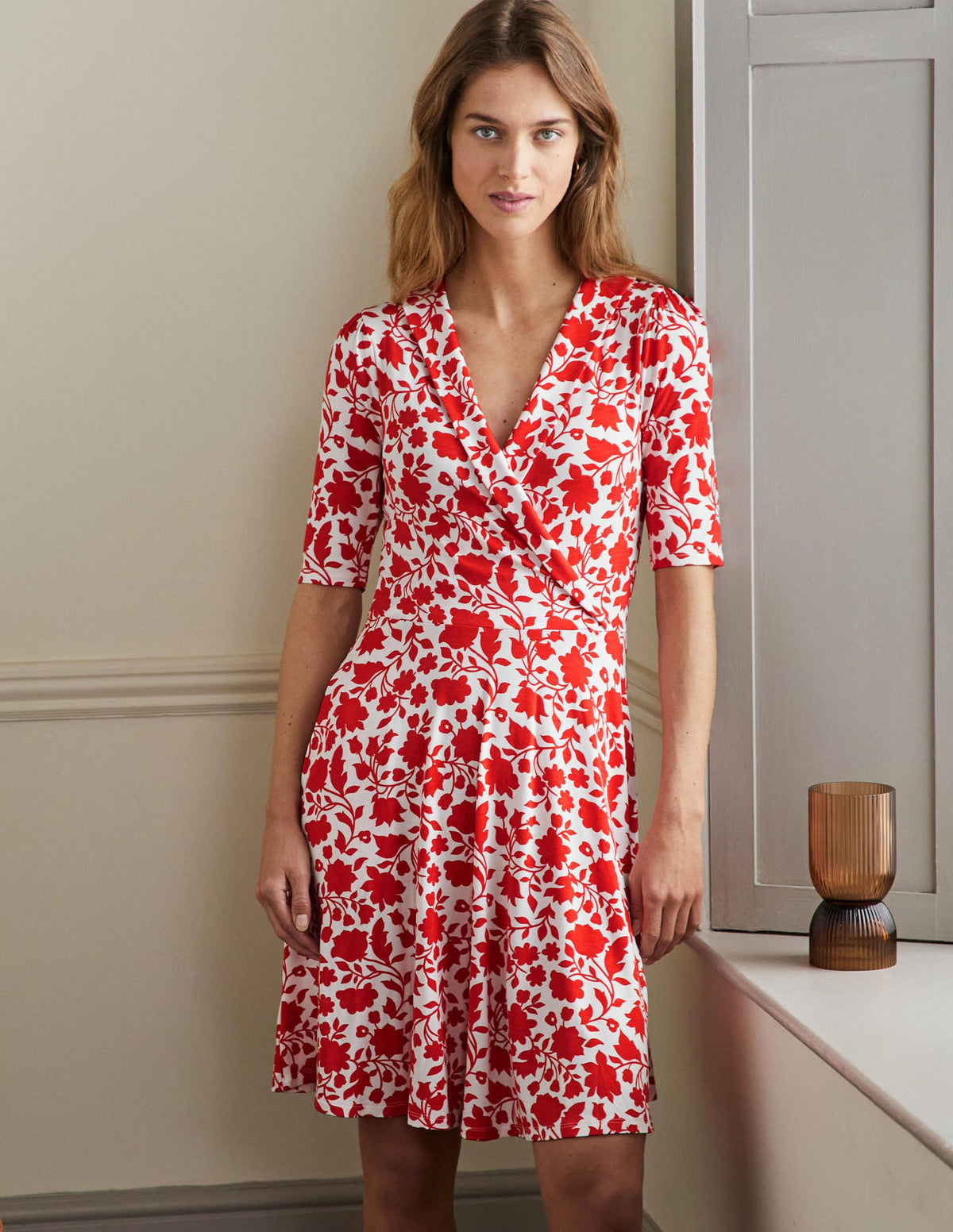 Fixed Wrap Jersey Dress-Papaya Botanic Silhouette - Image 1