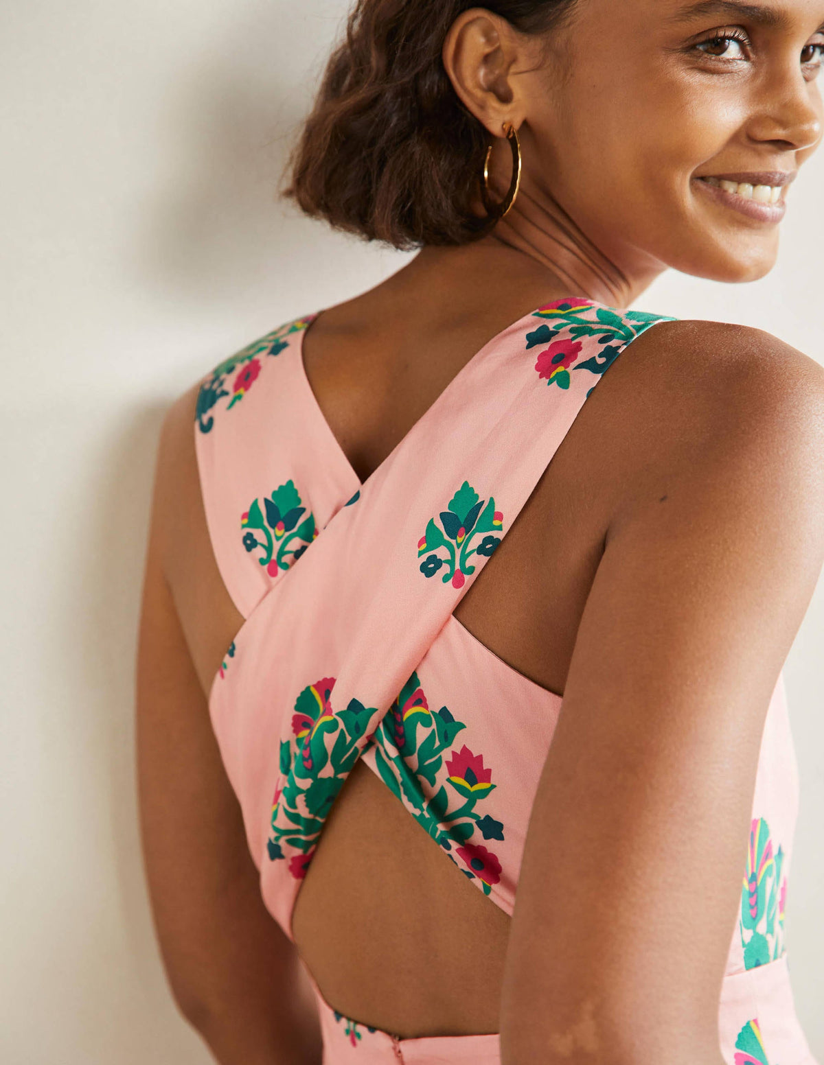Elsa Back Detail Midi Dress-Milkshake, Bouquet Stamp - Image 2
