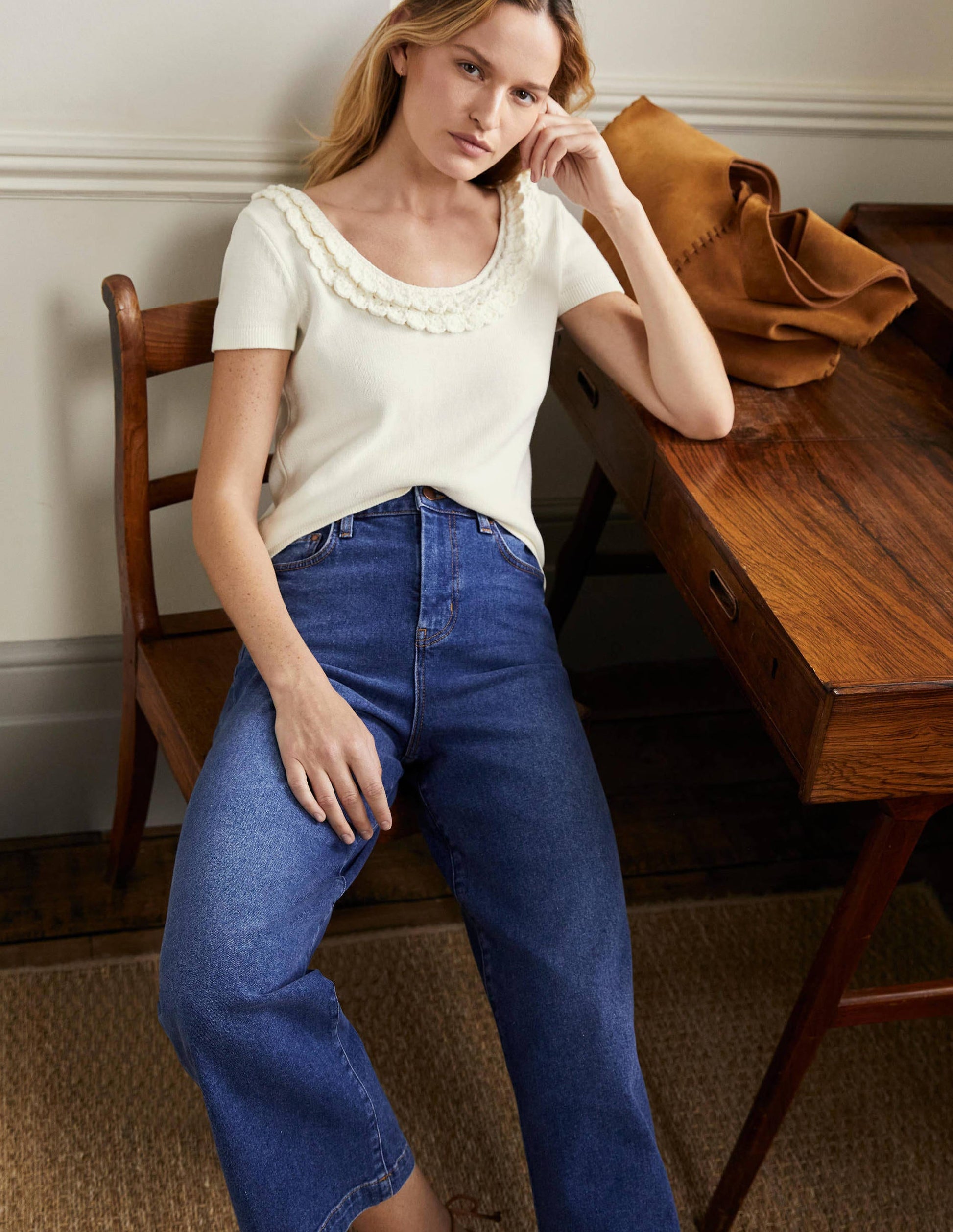 Crochet Scallop Knit T-shirt-Ivory-4