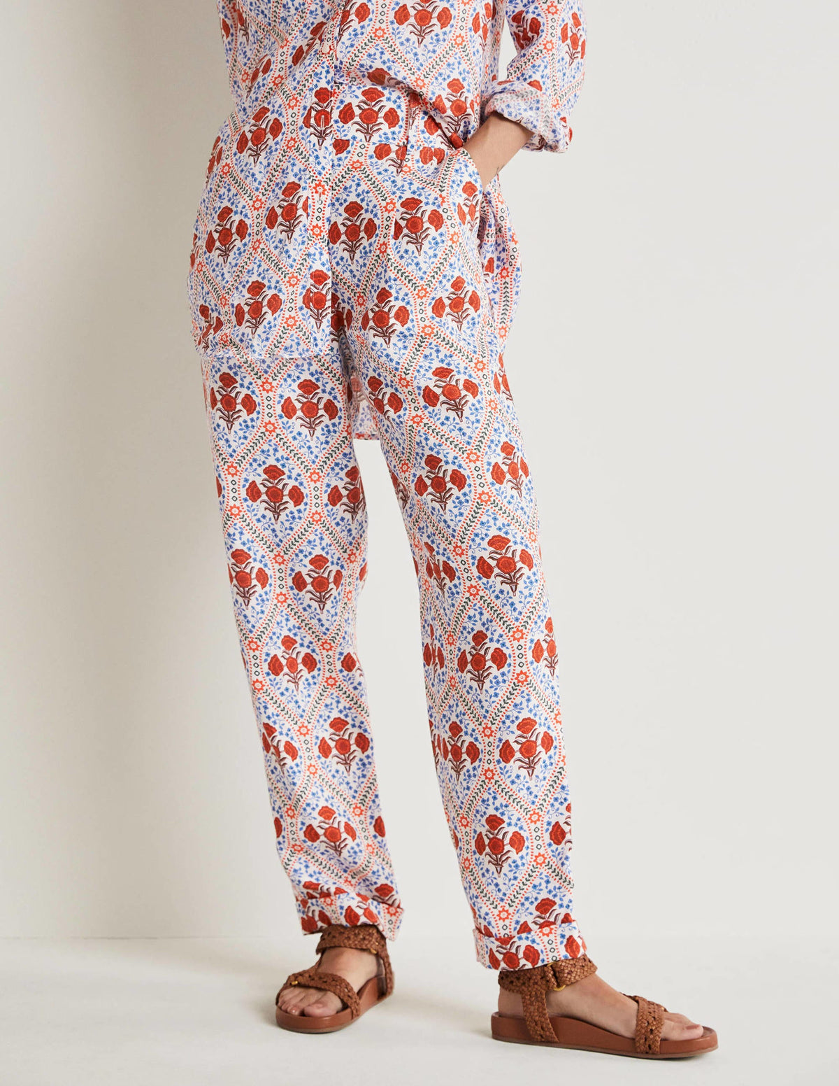 Turn Up Linen Trousers-Ivory, Poppy Bloom - Image 4