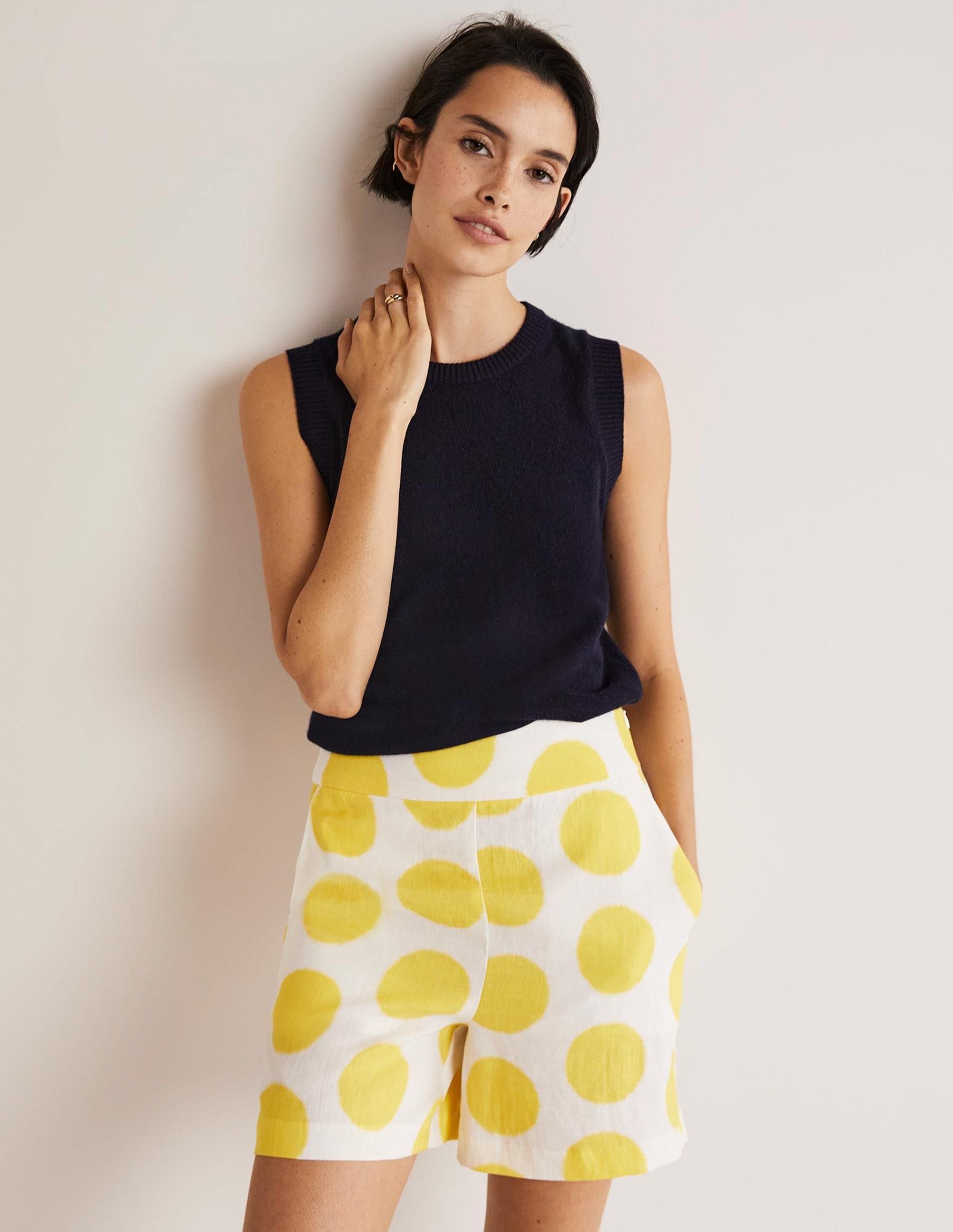 Georgina Linen Shorts-Lemon Fizz, Ikat Spot - Image 7
