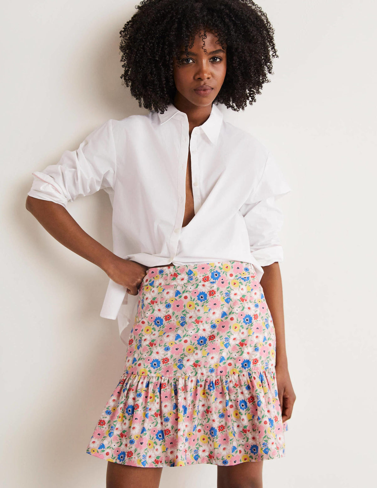 Tiered Poplin Mini Skirt-Milkshake, Elegant Bloom - Image 1