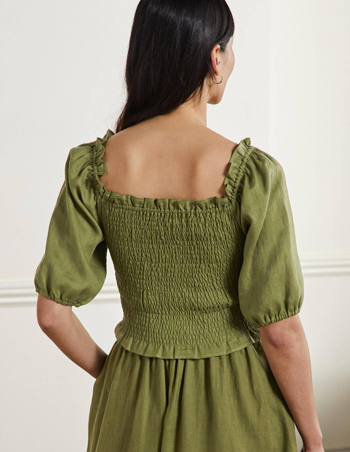 Carrie Smocked Linen Top-Pea Green - Image 3