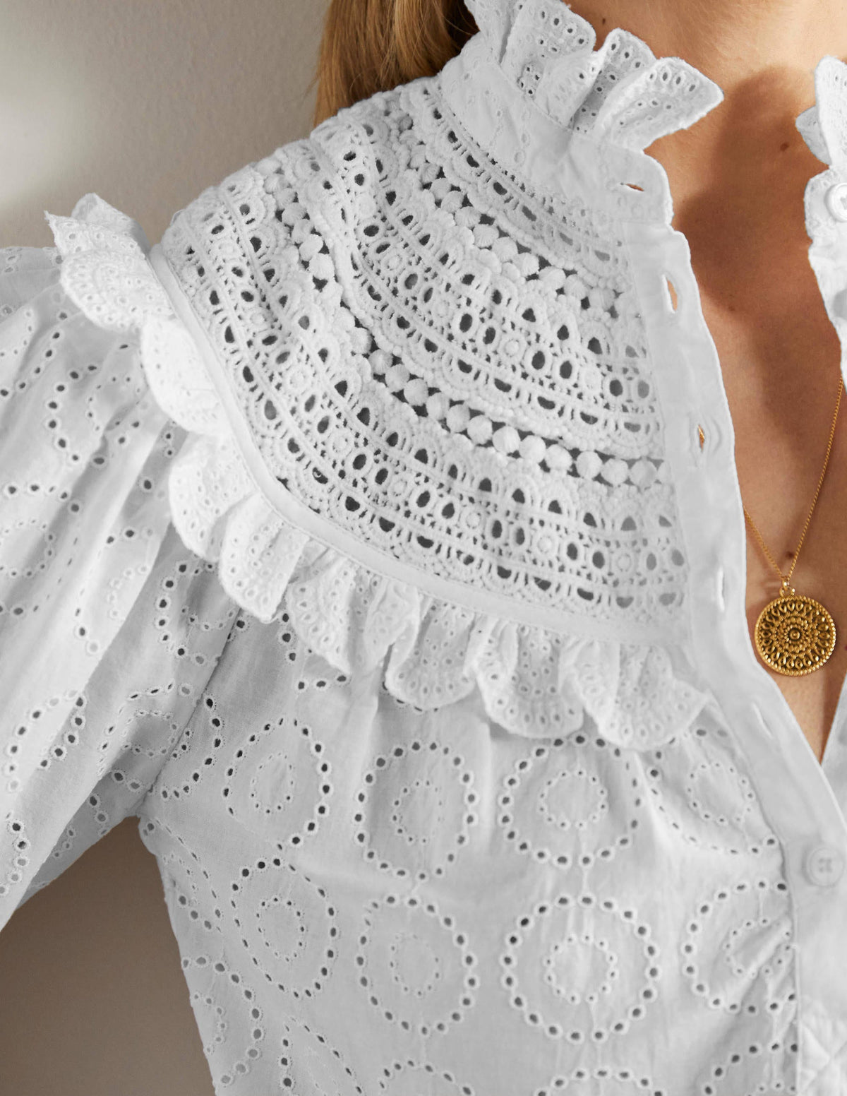 Faye Short Sleeve Broderie Top-White - Image 2