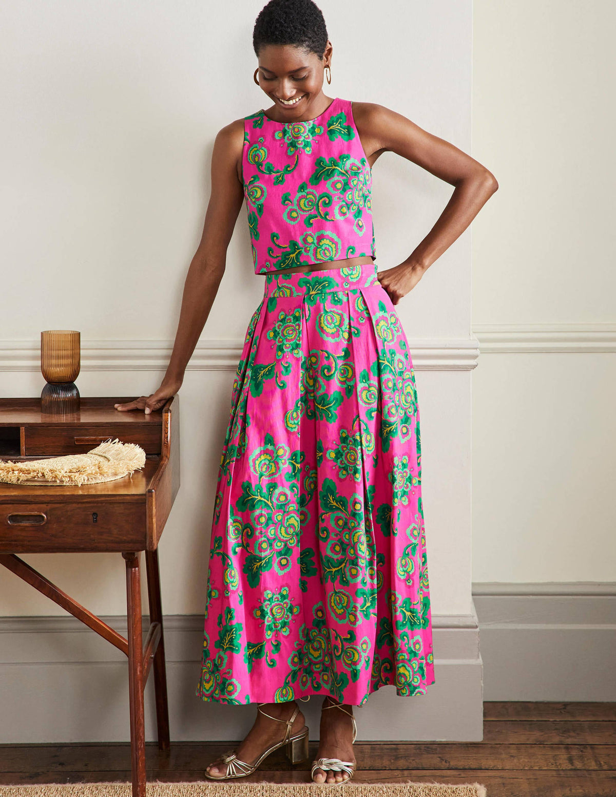 Scarlett Cropped Top-Party Pink, Wild Blooms-4