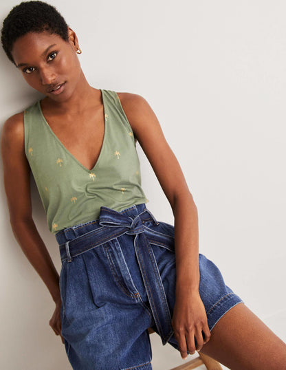 V-Neck Twist Back Jersey Top-Alder and Gold, Paradise Palm-4