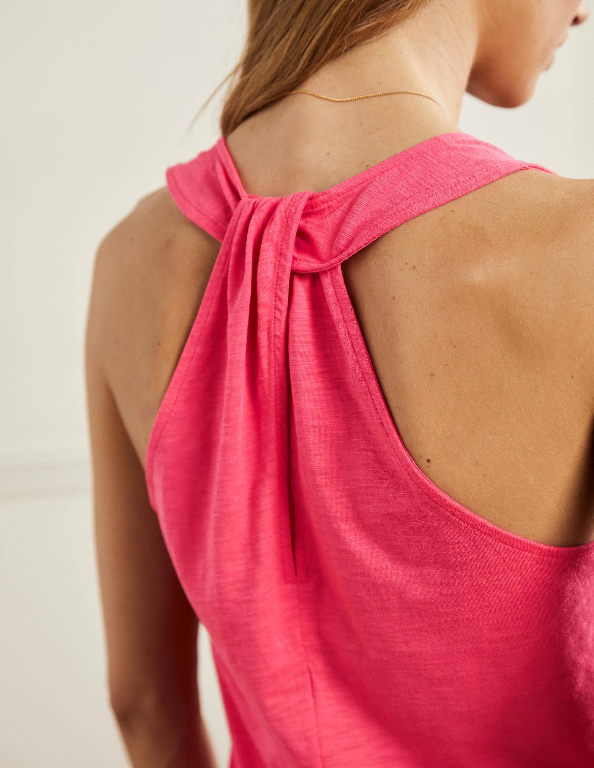 V-Neck Twist Back Jersey Top-Radish-2