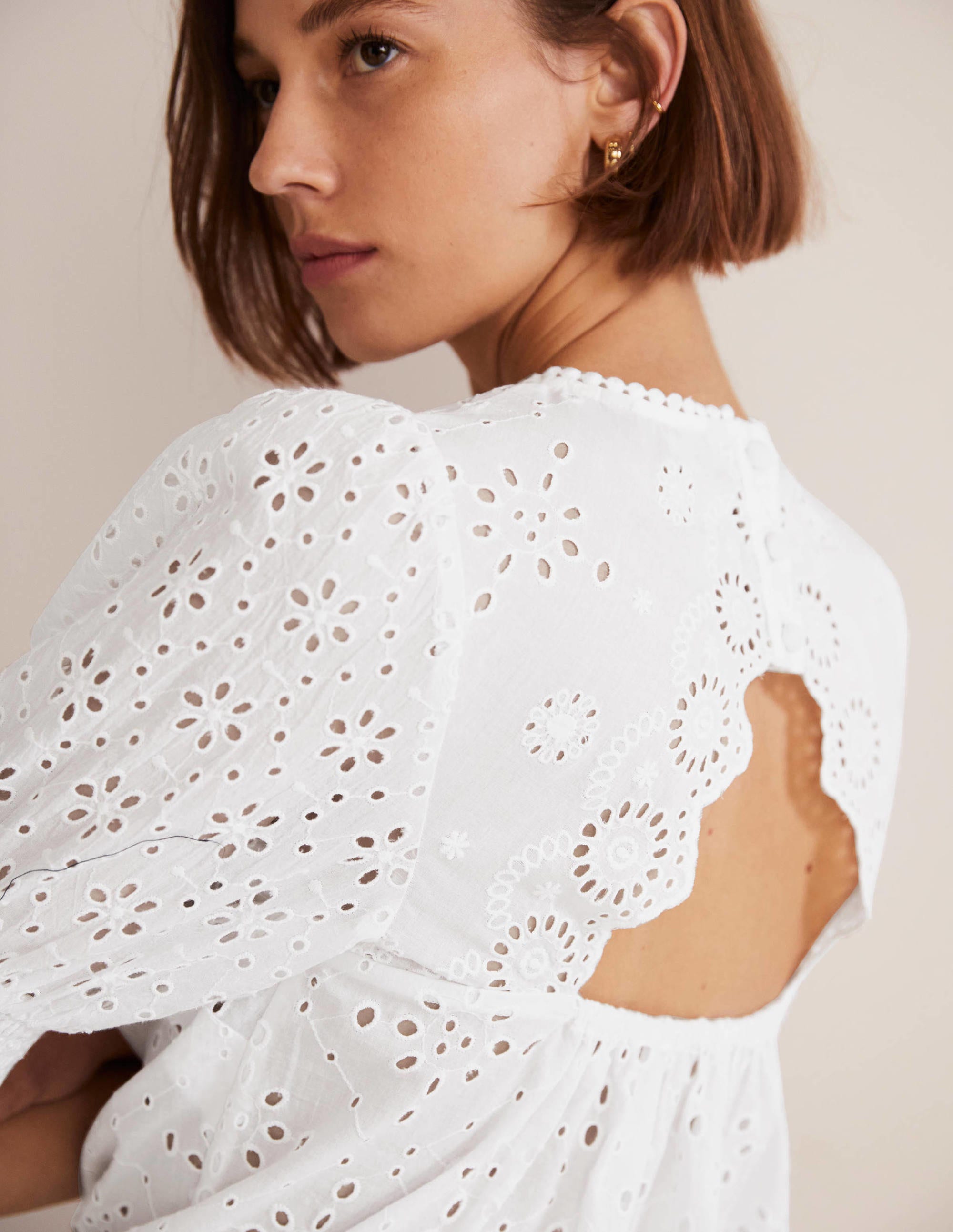 Broderie Cut-Out Detail Top-White - Image 2