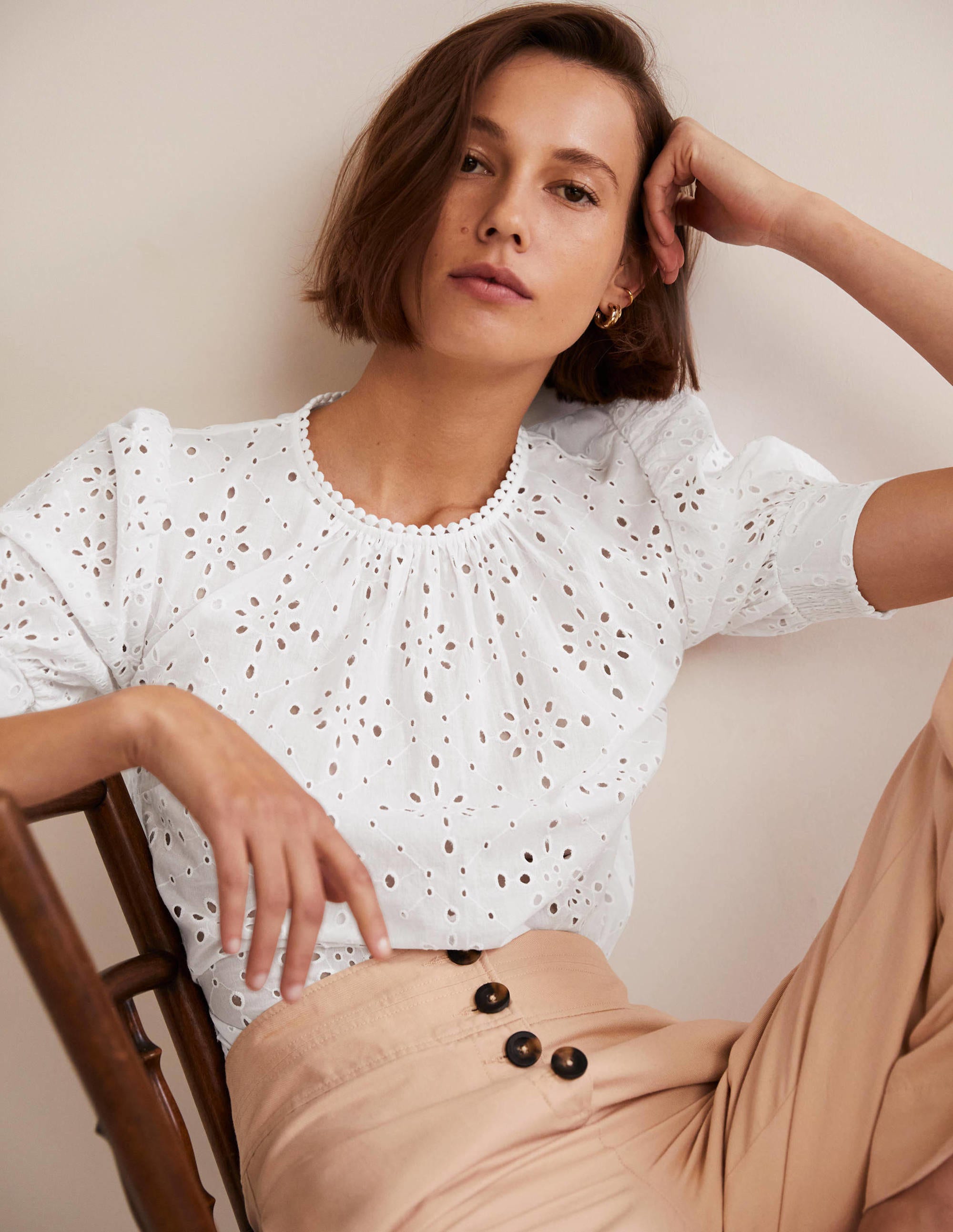Broderie Cut-Out Detail Top-White - Image 5