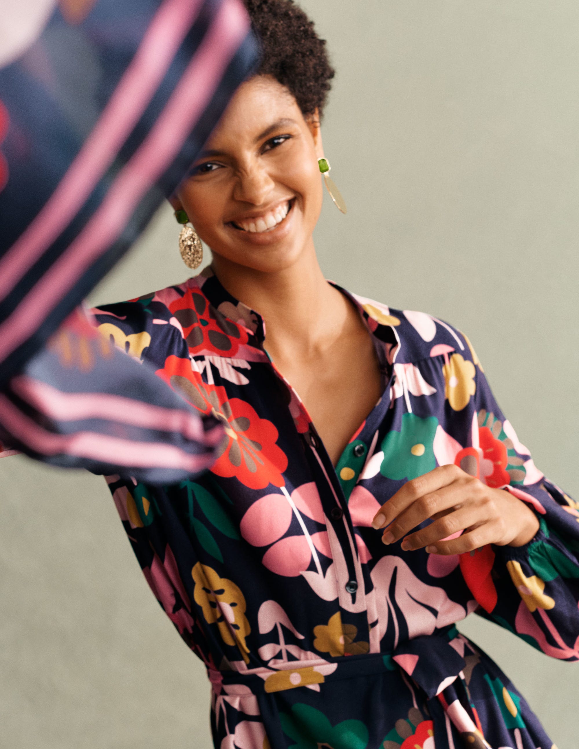Blouson Sleeve Midi Dress-French Navy, Flora Bloom - Image 7
