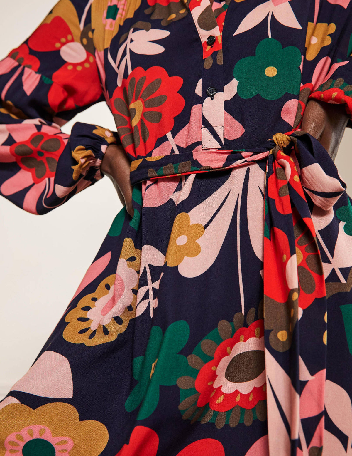 Blouson Sleeve Midi Dress-French Navy, Flora Bloom - Image 2