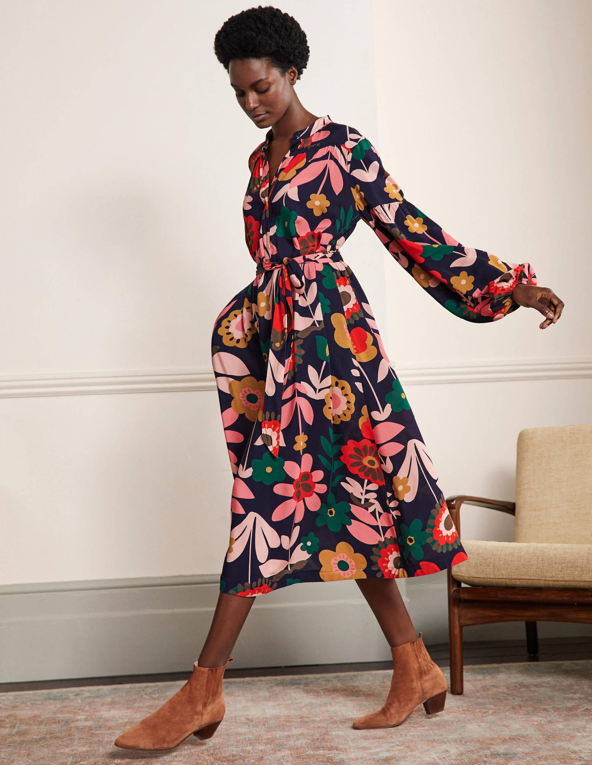 Blouson Sleeve Midi Dress-French Navy, Flora Bloom - Image 4