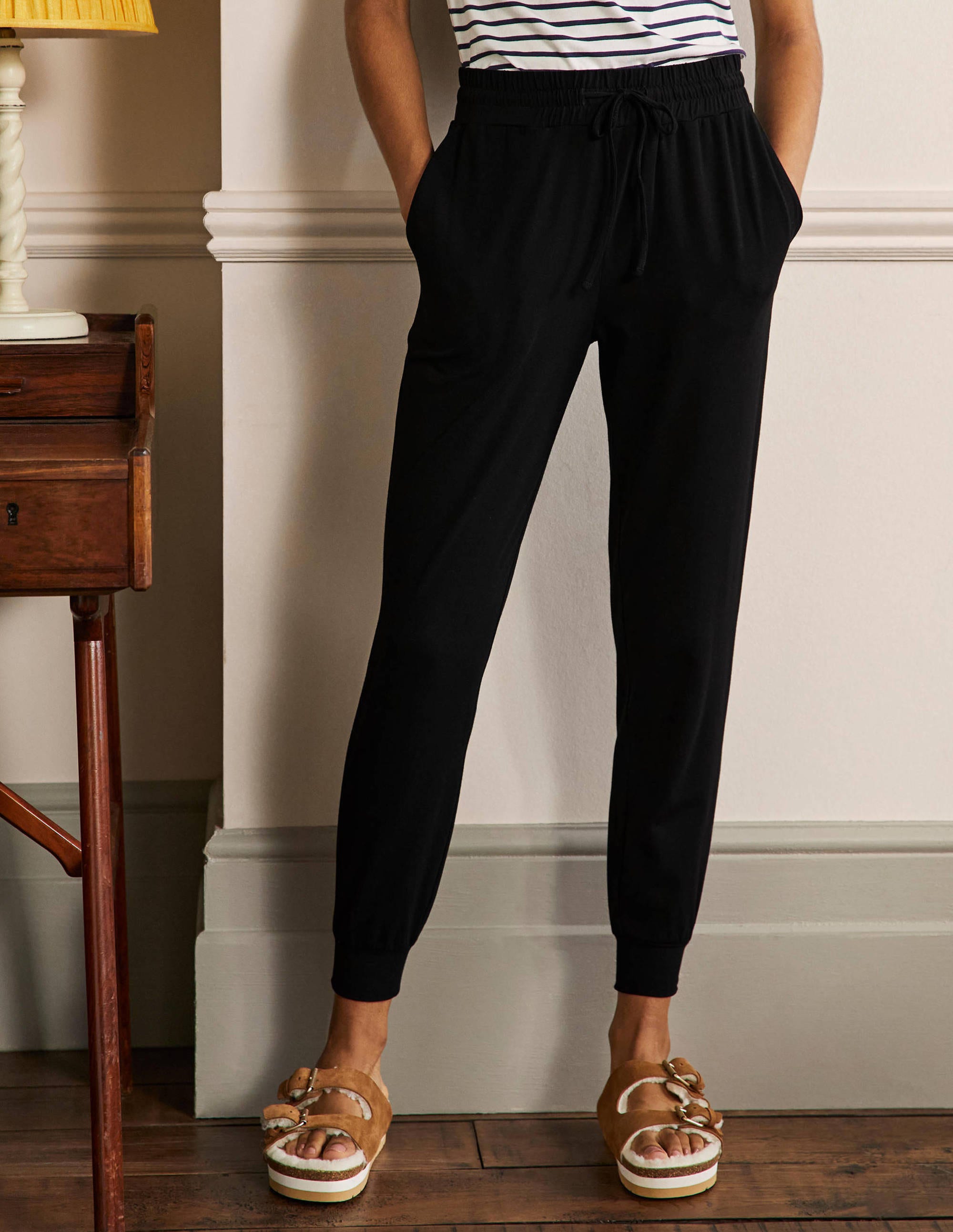Cuffed Jersey Joggers-Black - Image 4