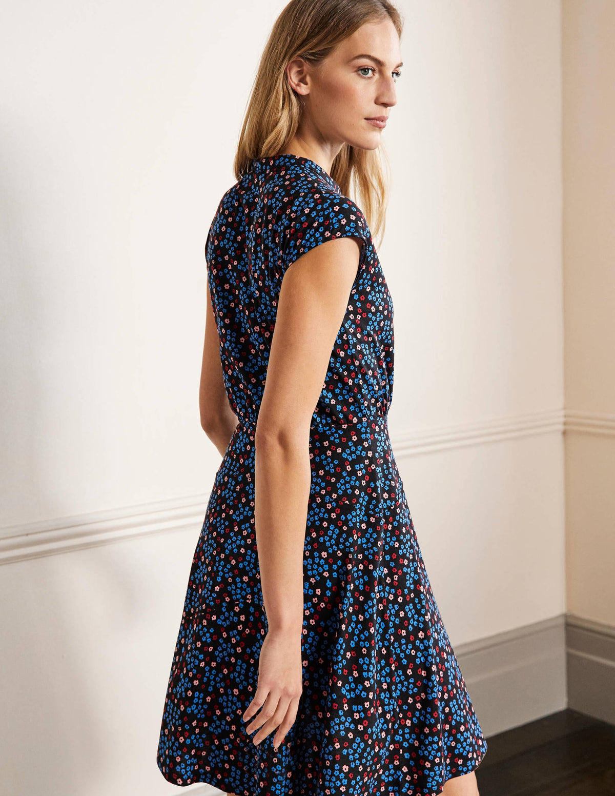 Easy Jersey Shirt Dress-Black, Ditsy Cluster - Image 3
