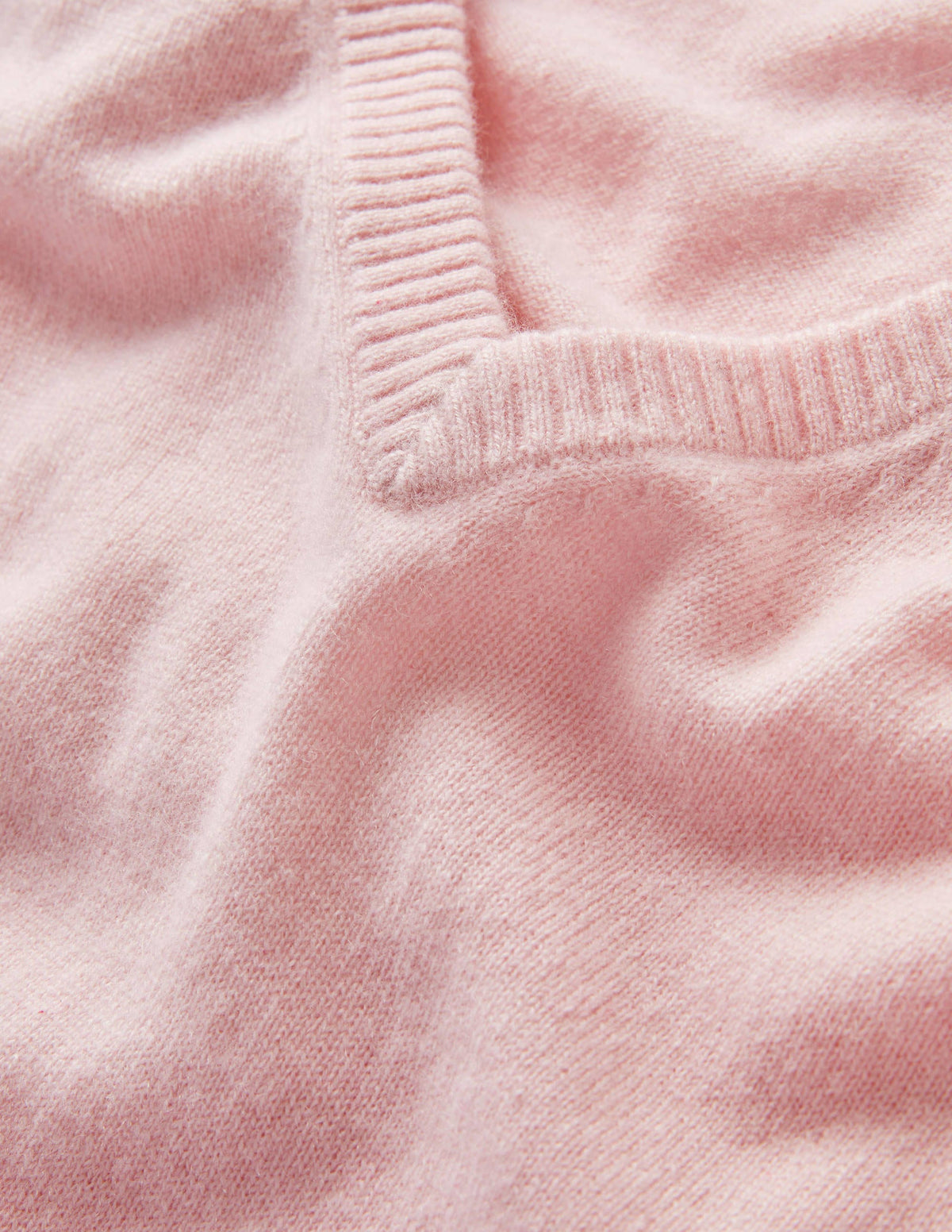 Cashmere V-neck Relaxed Jumper-Pink Blush - Image 4