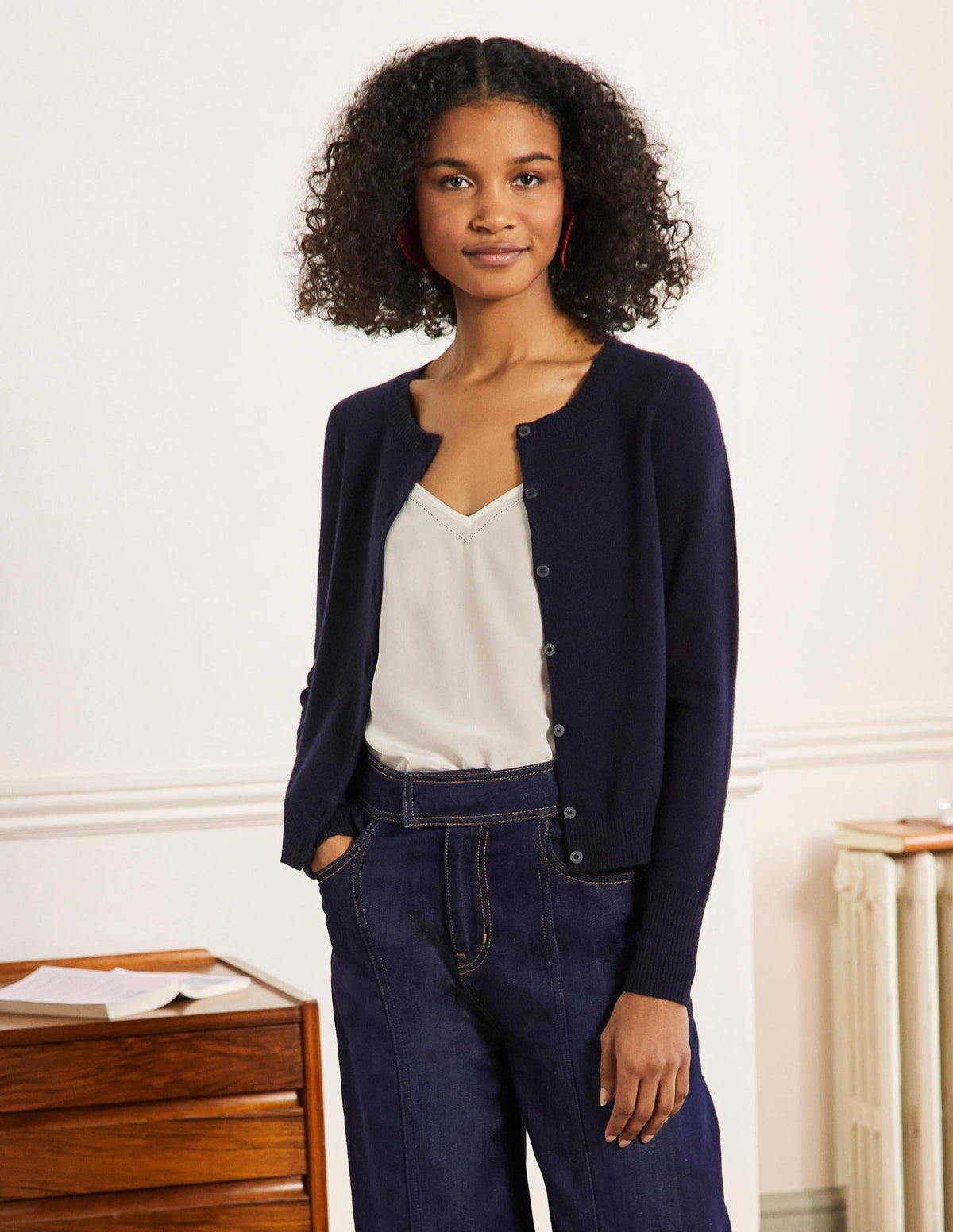 Cashmere Cropped Cardigan-Navy - Image 4