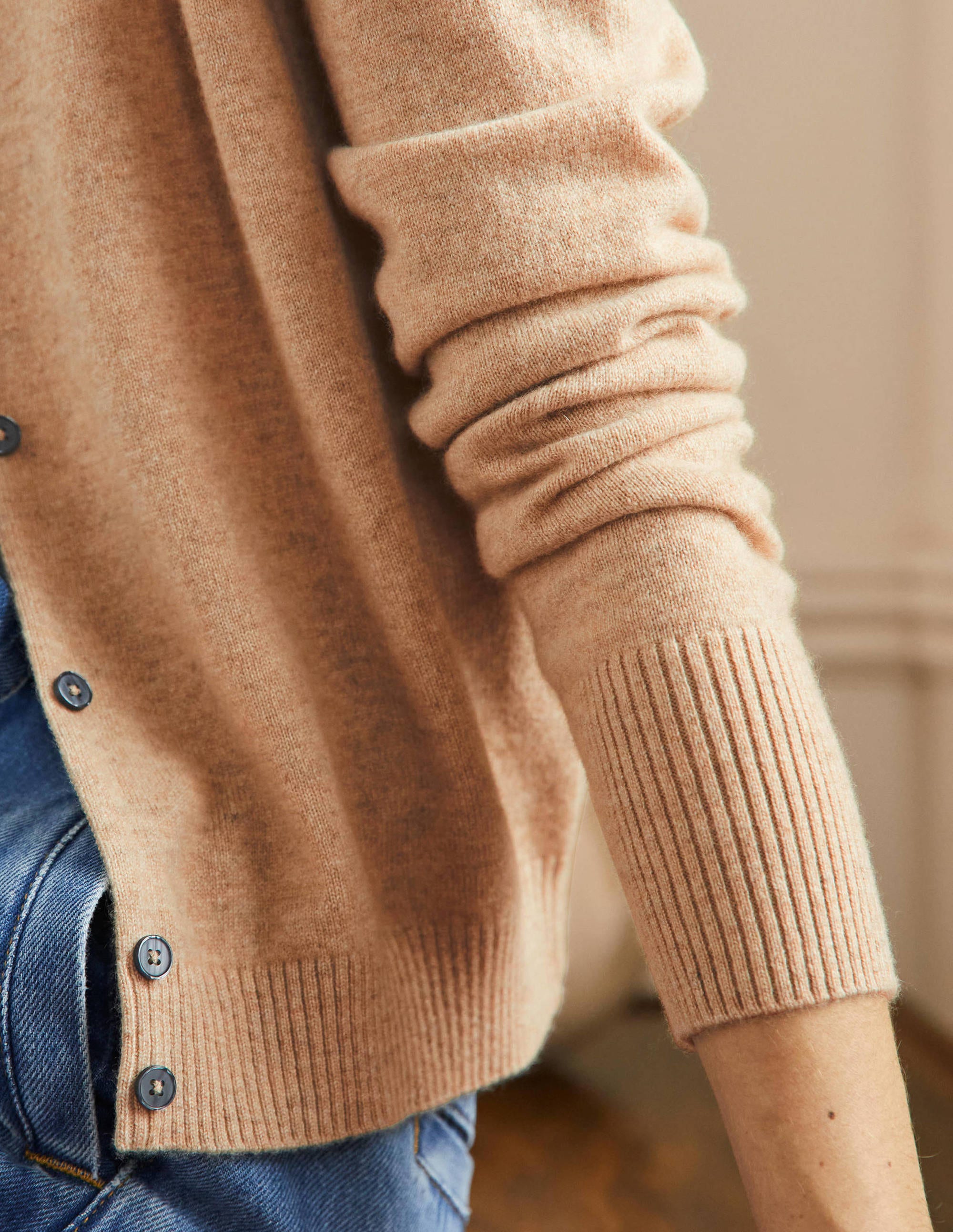 Cashmere Cropped Cardigan-Chinchilla Melange - Image 2