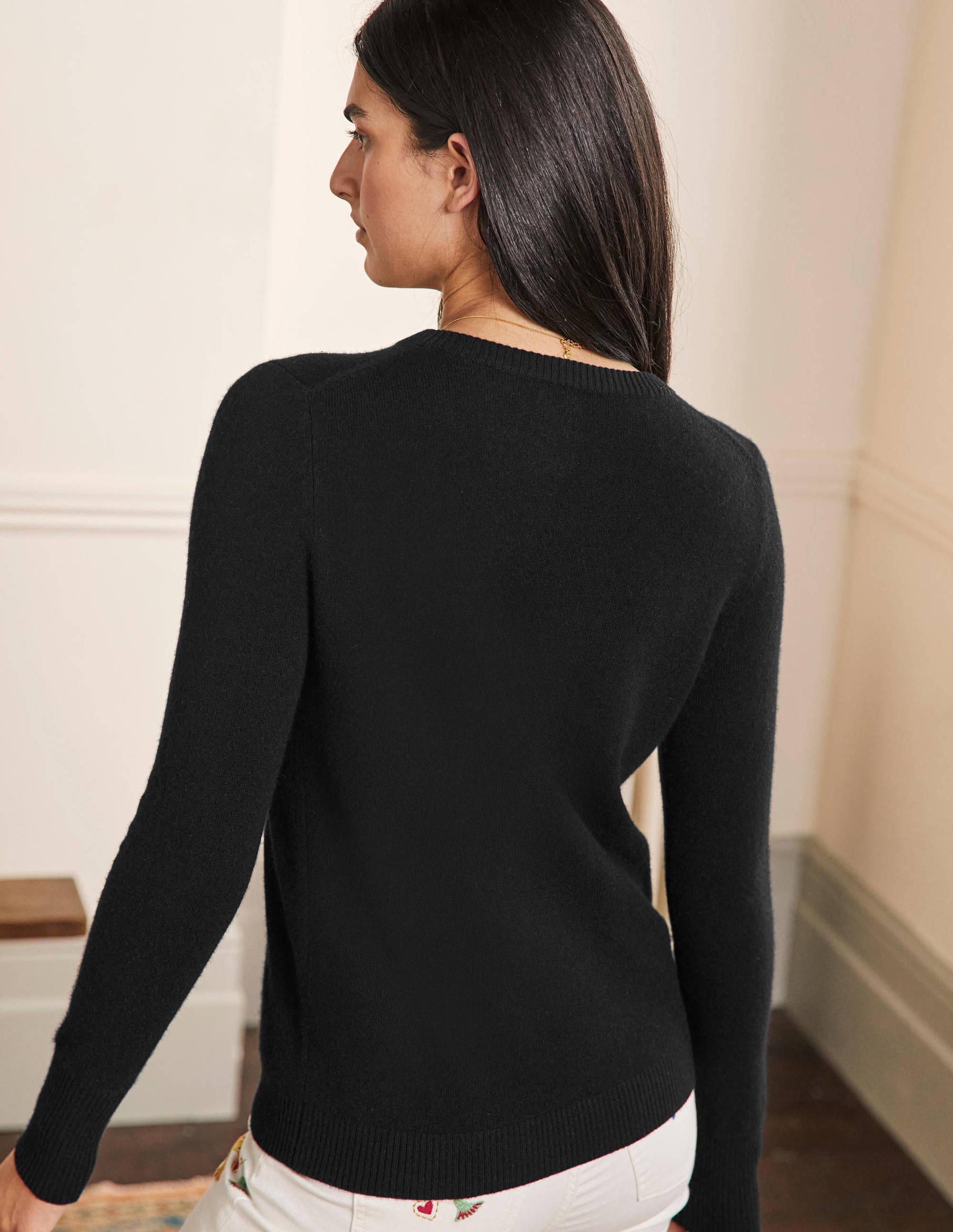 Cashmere Crew Neck Jumper-Black - Image 3