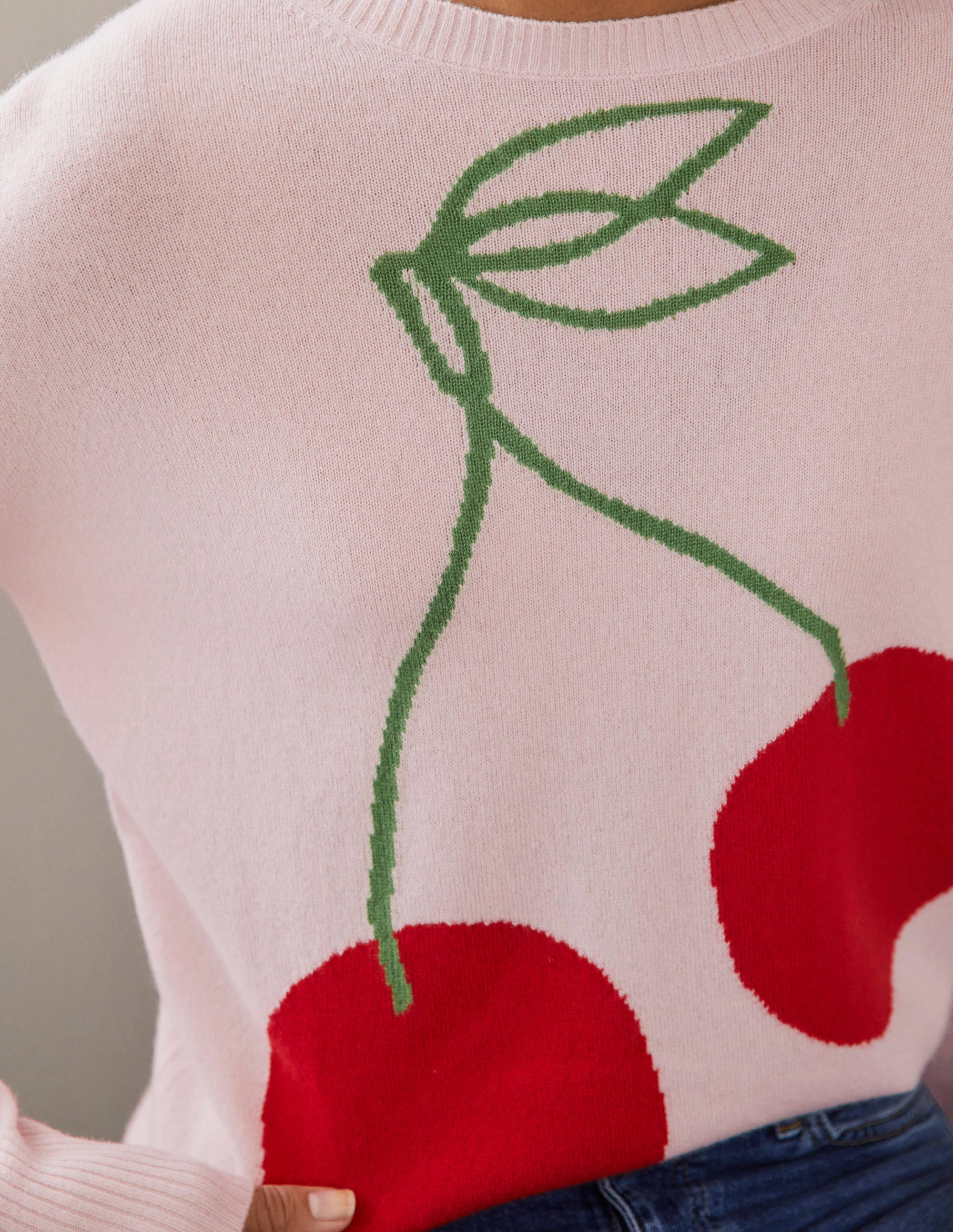 Margot Cashmere Jumper-Milkshake, Cherry - Image 2