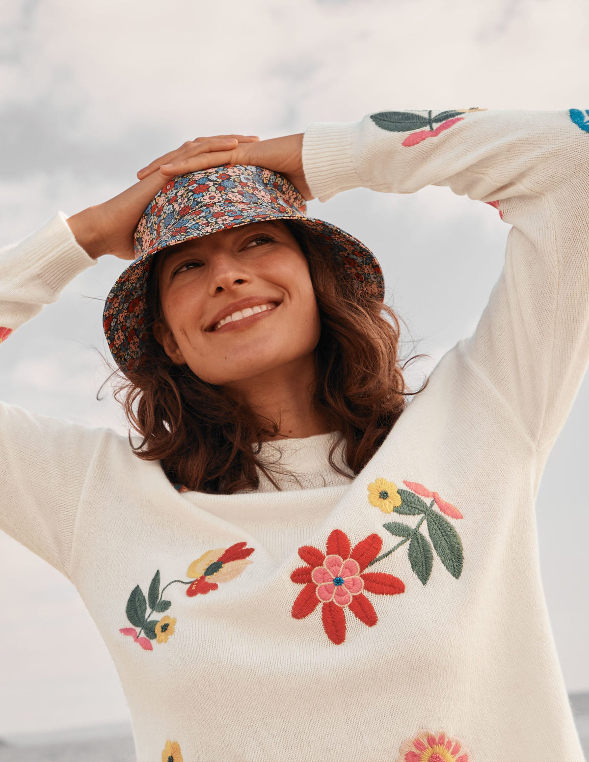 Relaxed Embroidered Jumper-Ivory-7